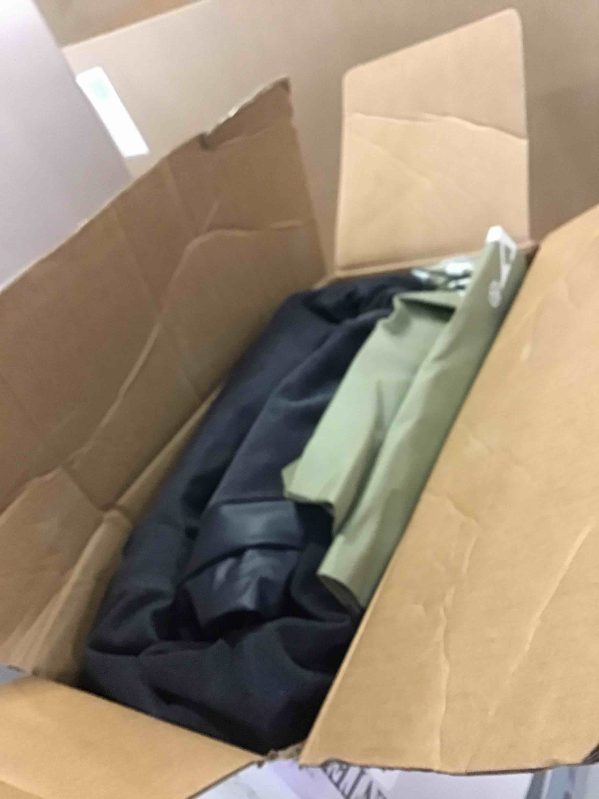 https://s3.amazonaws.com/lotting-images-prod/bidfta/PNK1977381_1745932846188.jpeg