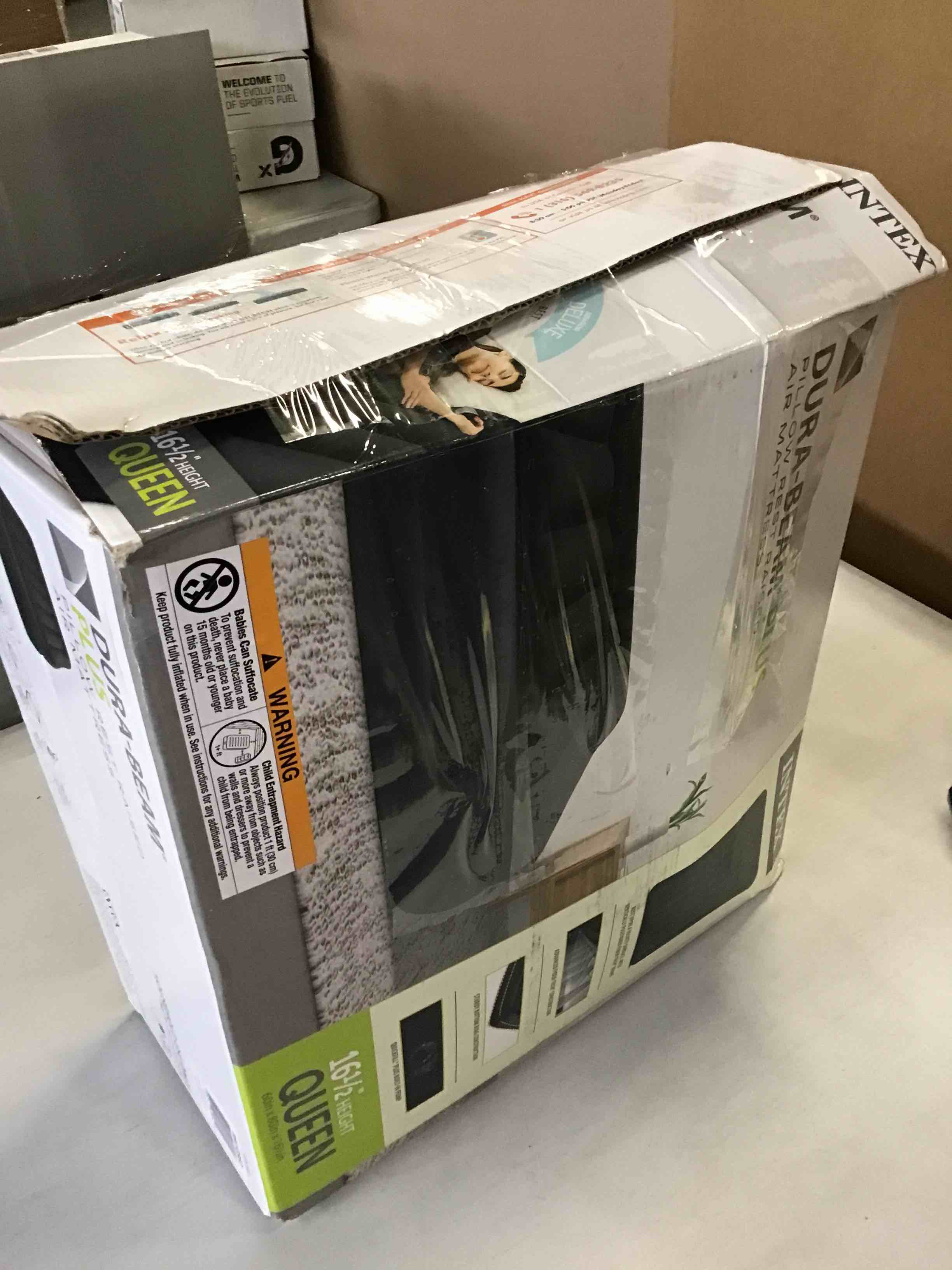https://s3.amazonaws.com/lotting-images-prod/bidfta/PNK1977381_1745932875406.jpeg