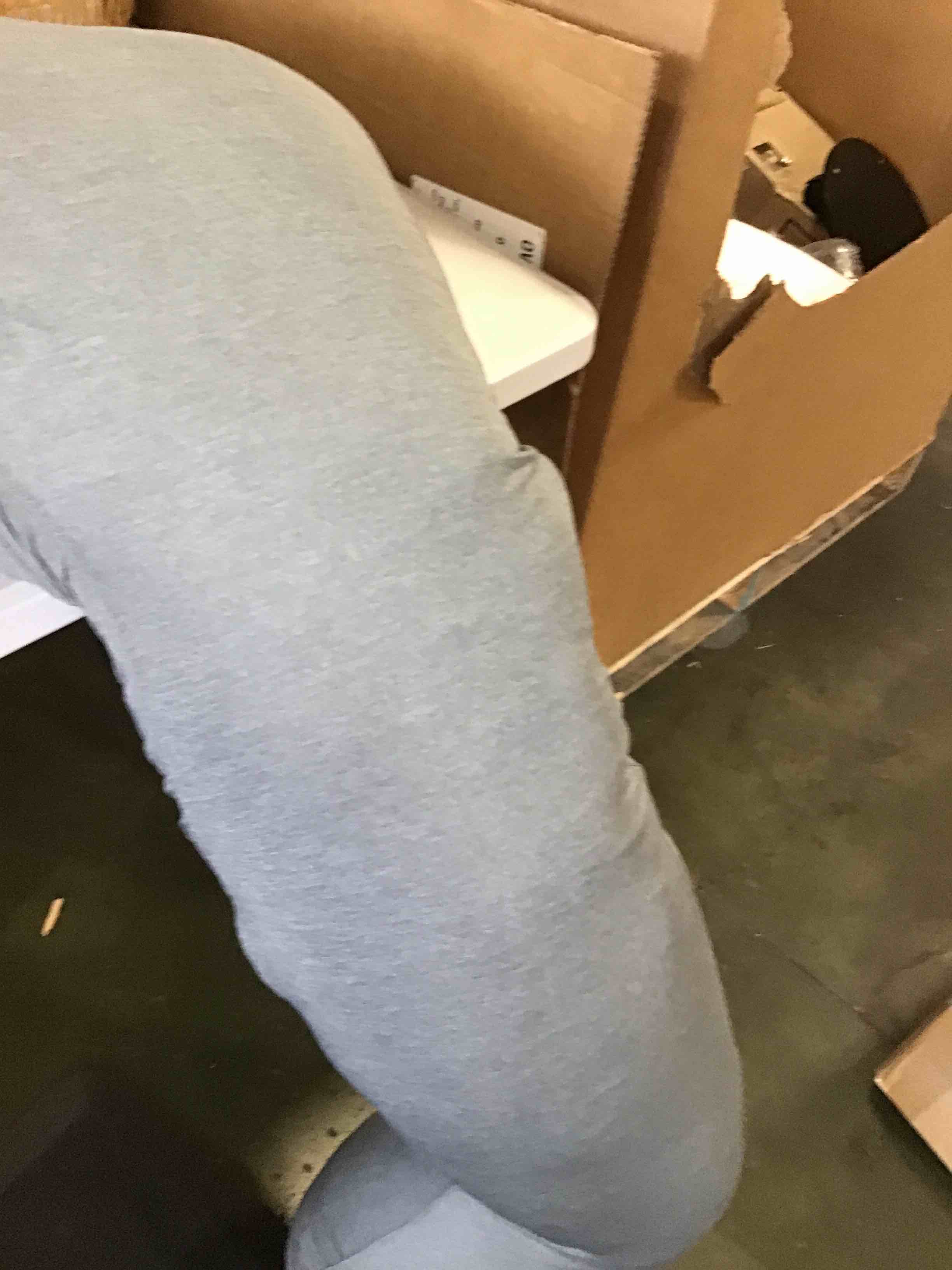 https://s3.amazonaws.com/lotting-images-prod/bidfta/PNK1977403_1745937099183.jpeg