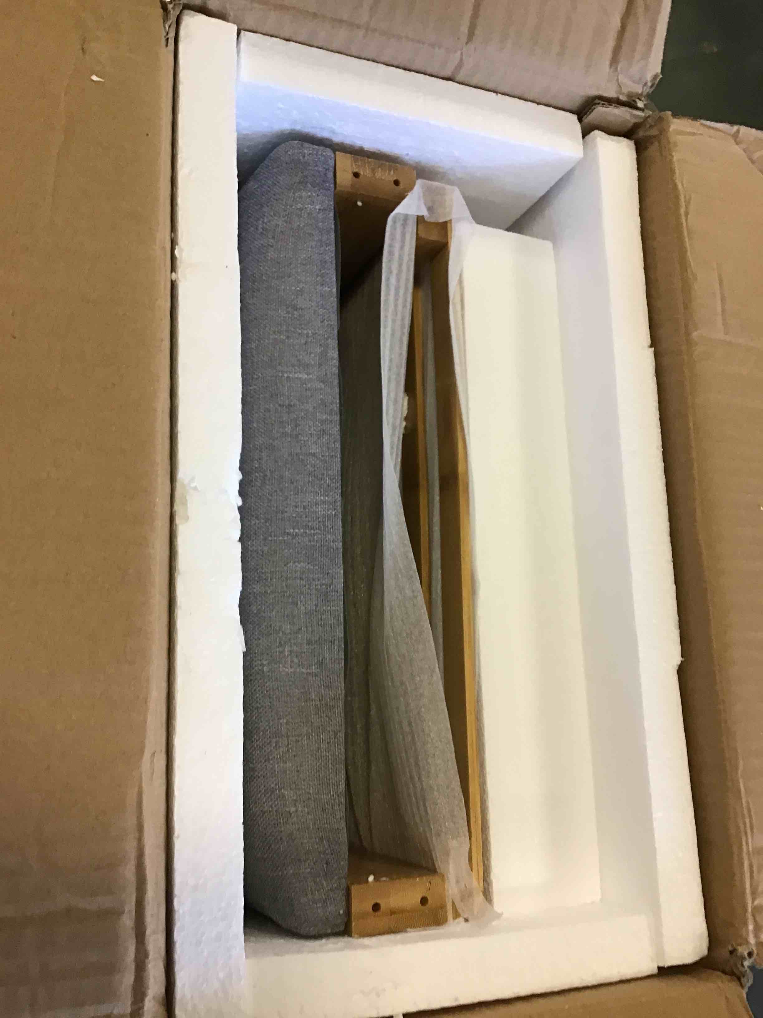 https://s3.amazonaws.com/lotting-images-prod/bidfta/PNK1977611_1746022883843.jpeg