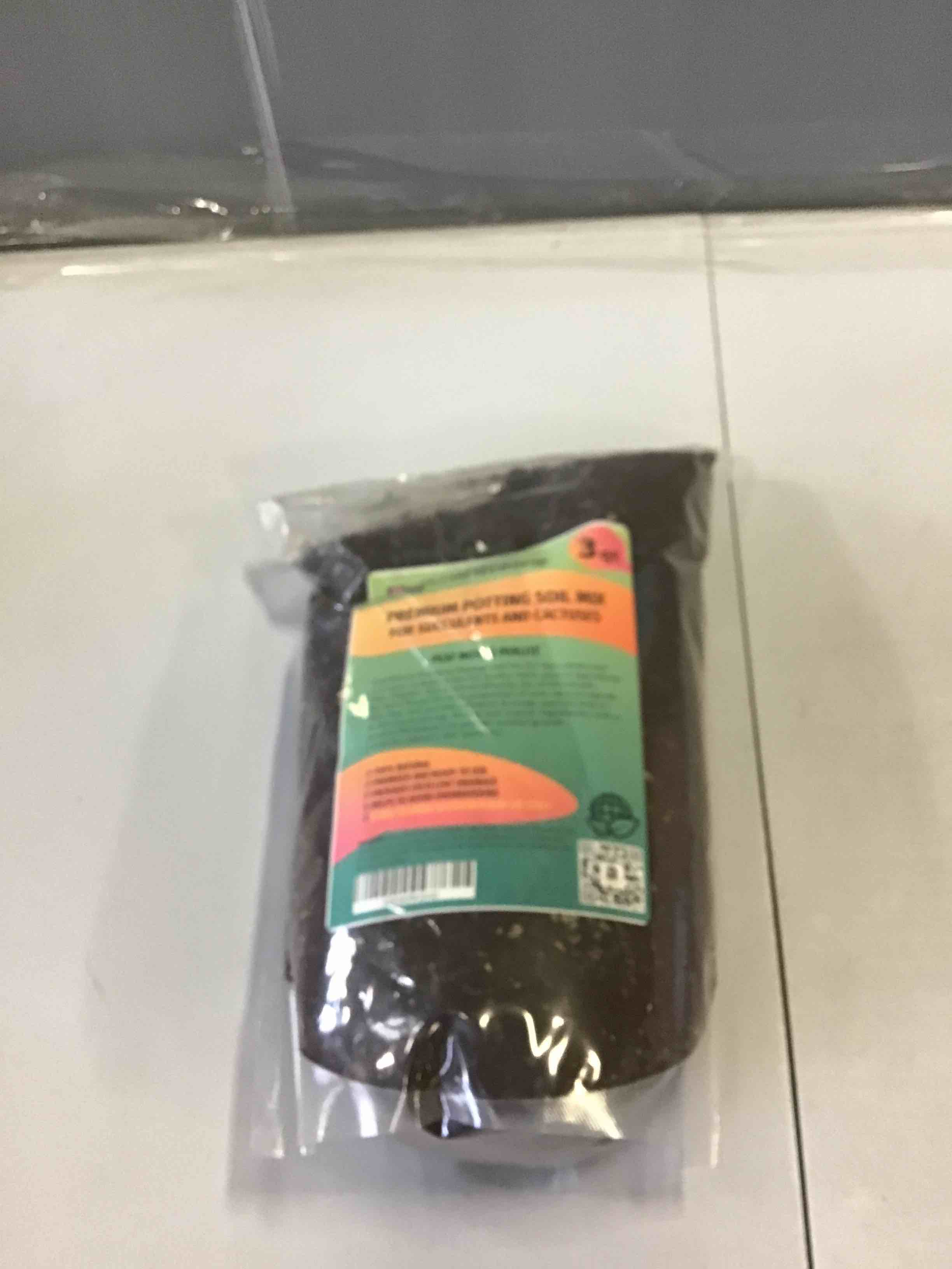 https://s3.amazonaws.com/lotting-images-prod/bidfta/PNK1977698_1746032672234.jpeg