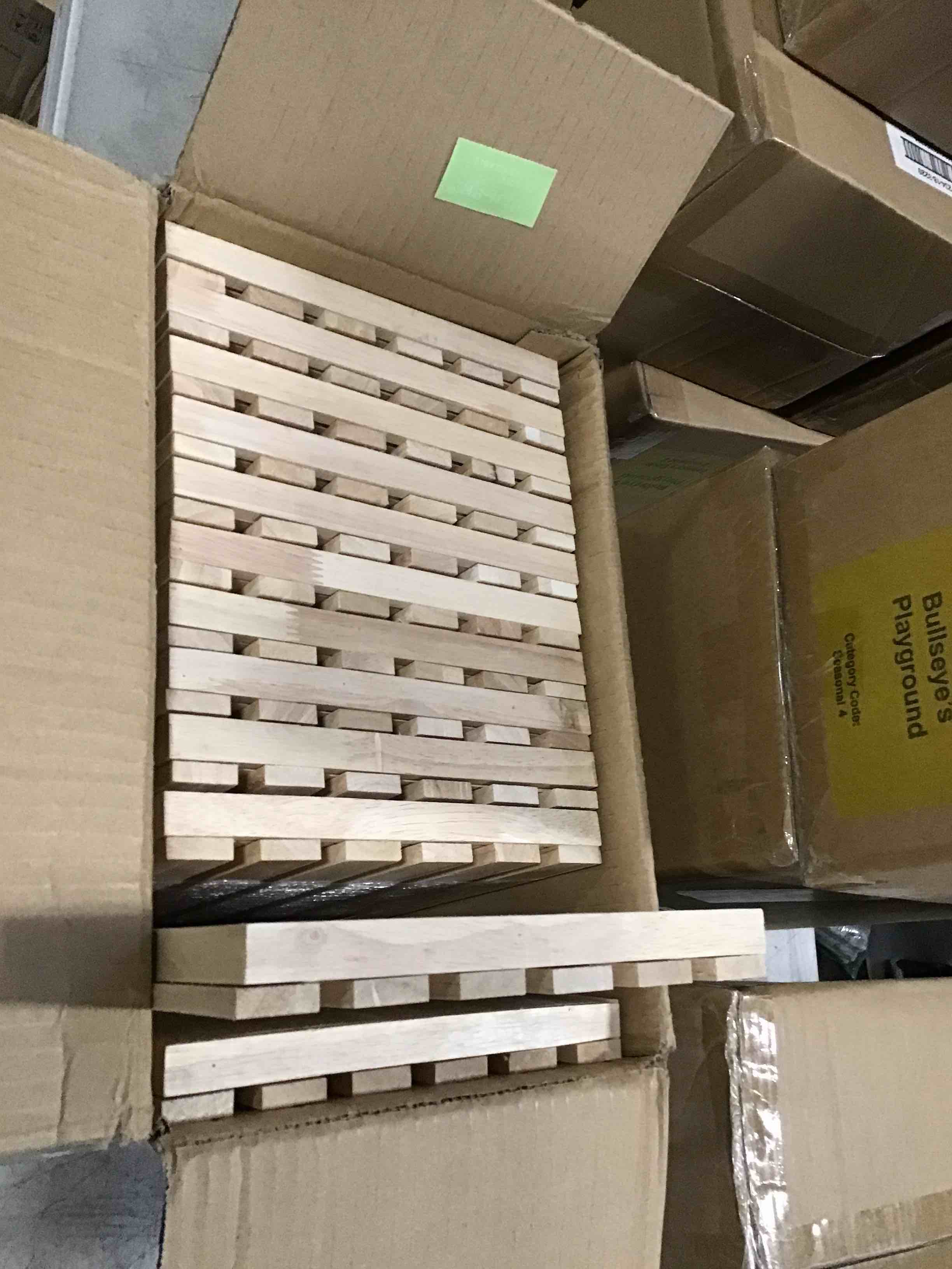 https://s3.amazonaws.com/lotting-images-prod/bidfta/PNK1978334_1742477364853.jpeg