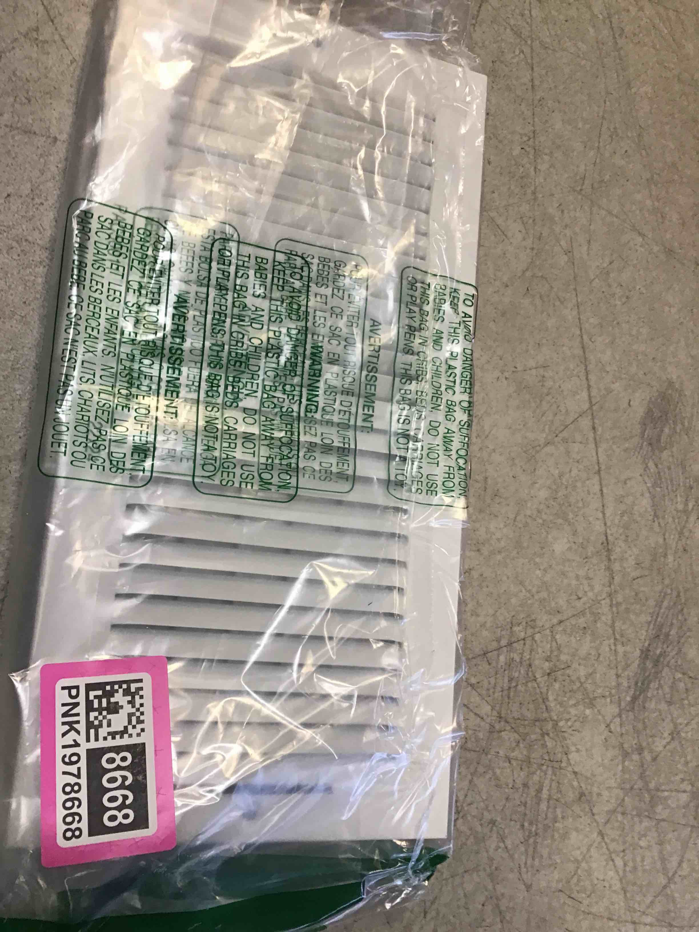 https://s3.amazonaws.com/lotting-images-prod/bidfta/PNK1978668_1742824233674.jpeg