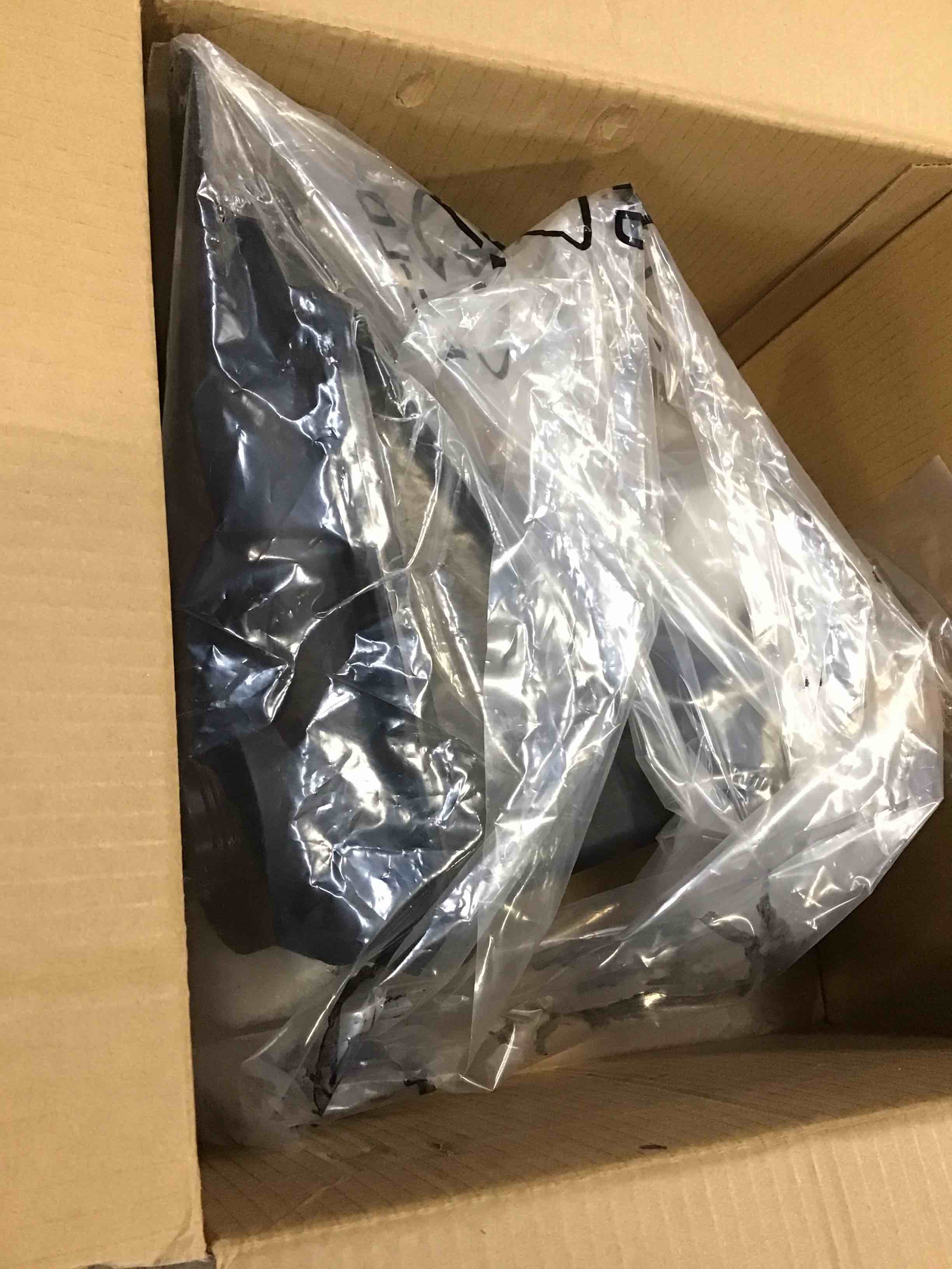 https://s3.amazonaws.com/lotting-images-prod/bidfta/PNK1979779_1743597529816.jpeg