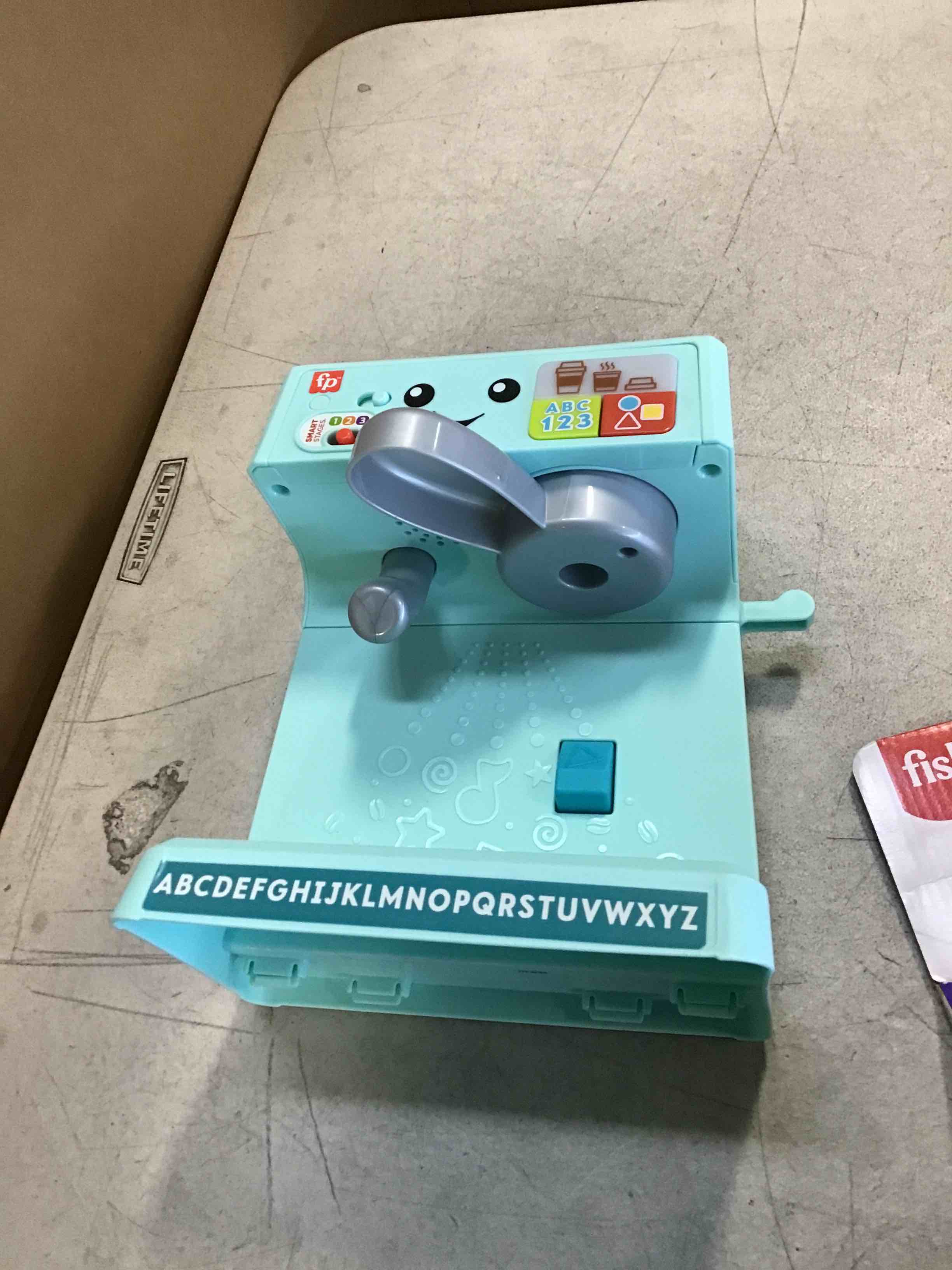 https://s3.amazonaws.com/lotting-images-prod/bidfta/PNK1980922_1744892413809.jpeg
