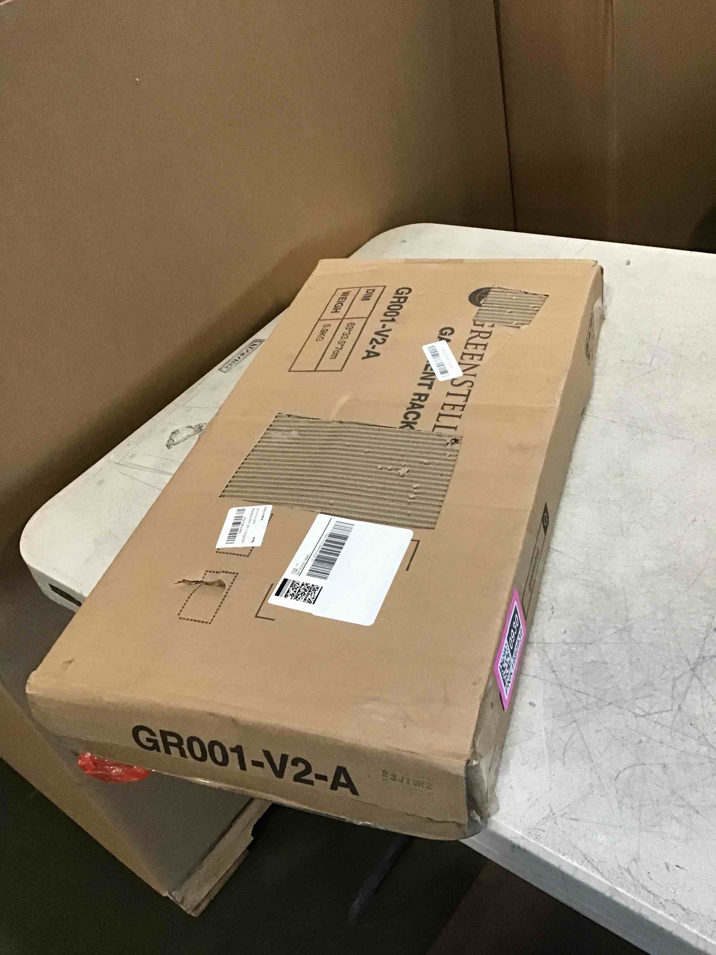 https://s3.amazonaws.com/lotting-images-prod/bidfta/PNK1980930_1744893332315.jpeg