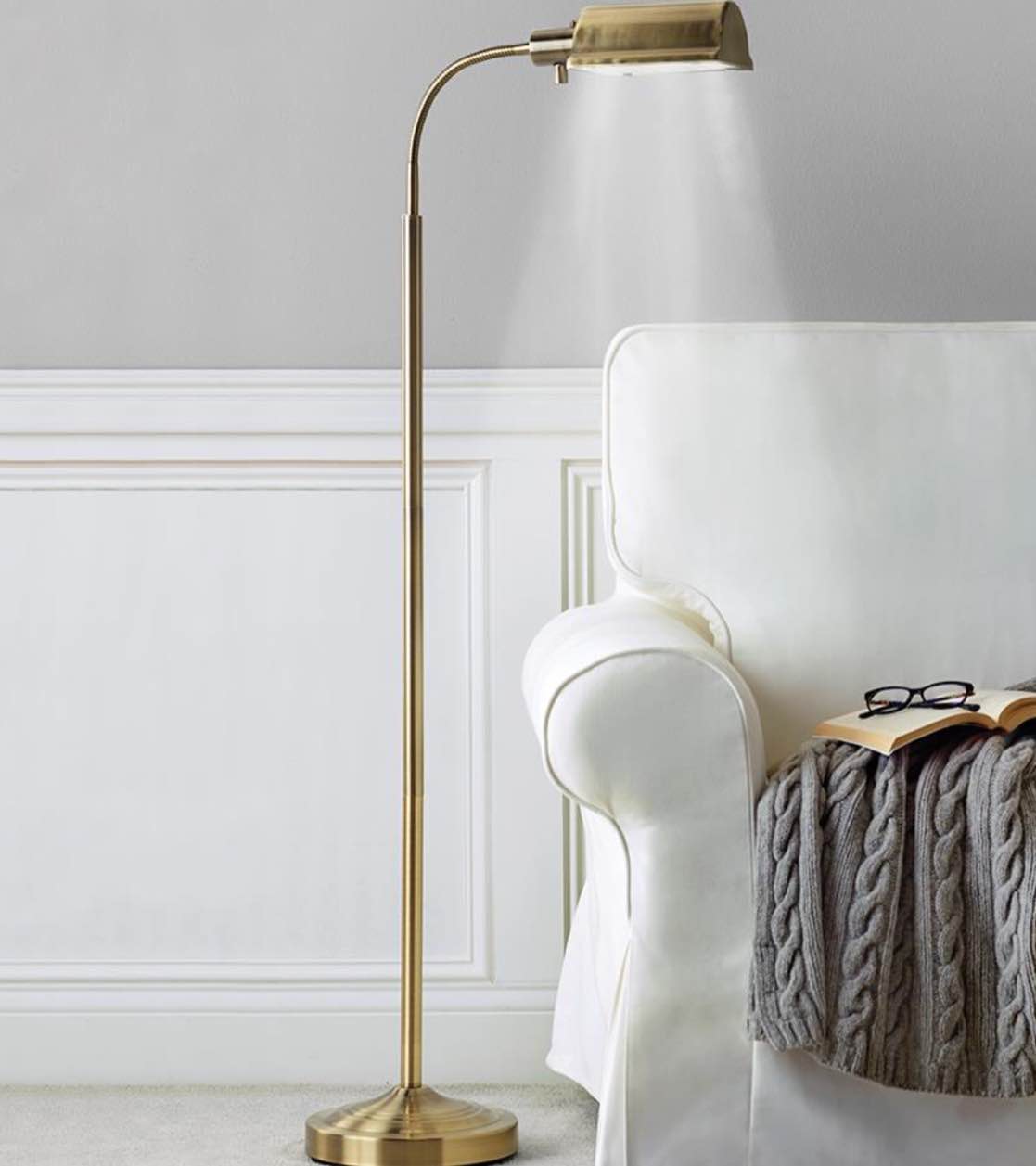 The Cordless Reading Lamp