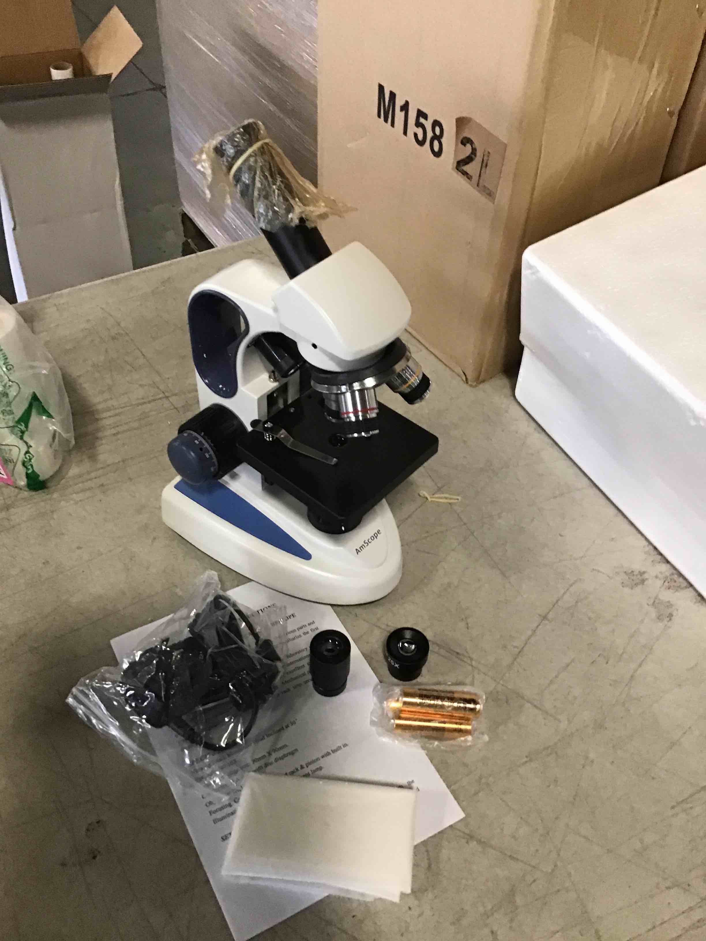 AmScope M158 Series 360-Degree Rotating Monocular Head Compound Microscope - 40X-1000X Magnification - Includes LED Light and USB 2.0 Digital Camera