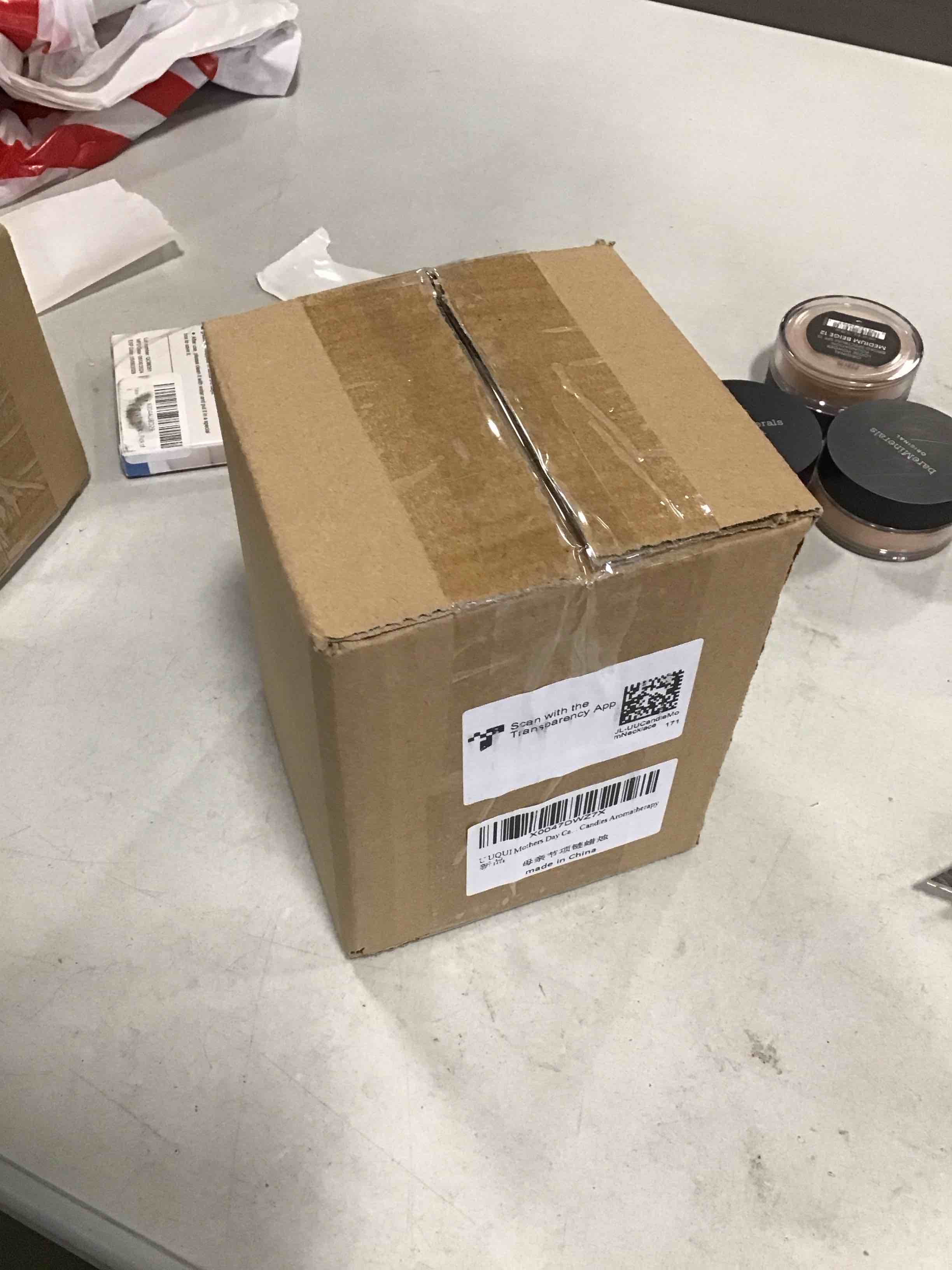 https://s3.amazonaws.com/lotting-images-prod/bidfta/PNK2014951_1736276196948.jpeg