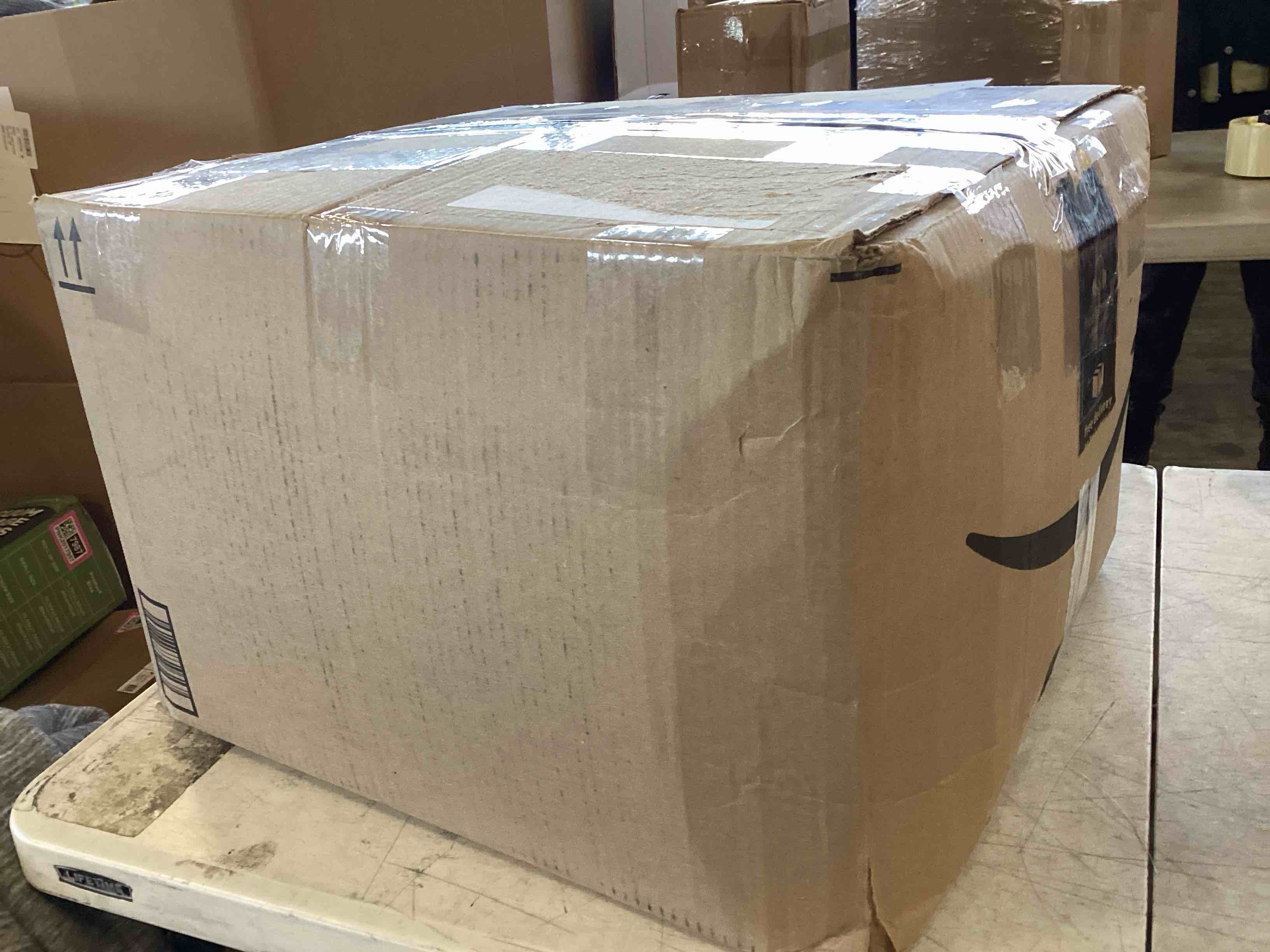 https://s3.amazonaws.com/lotting-images-prod/bidfta/PNK2018093_1736446447792.jpeg