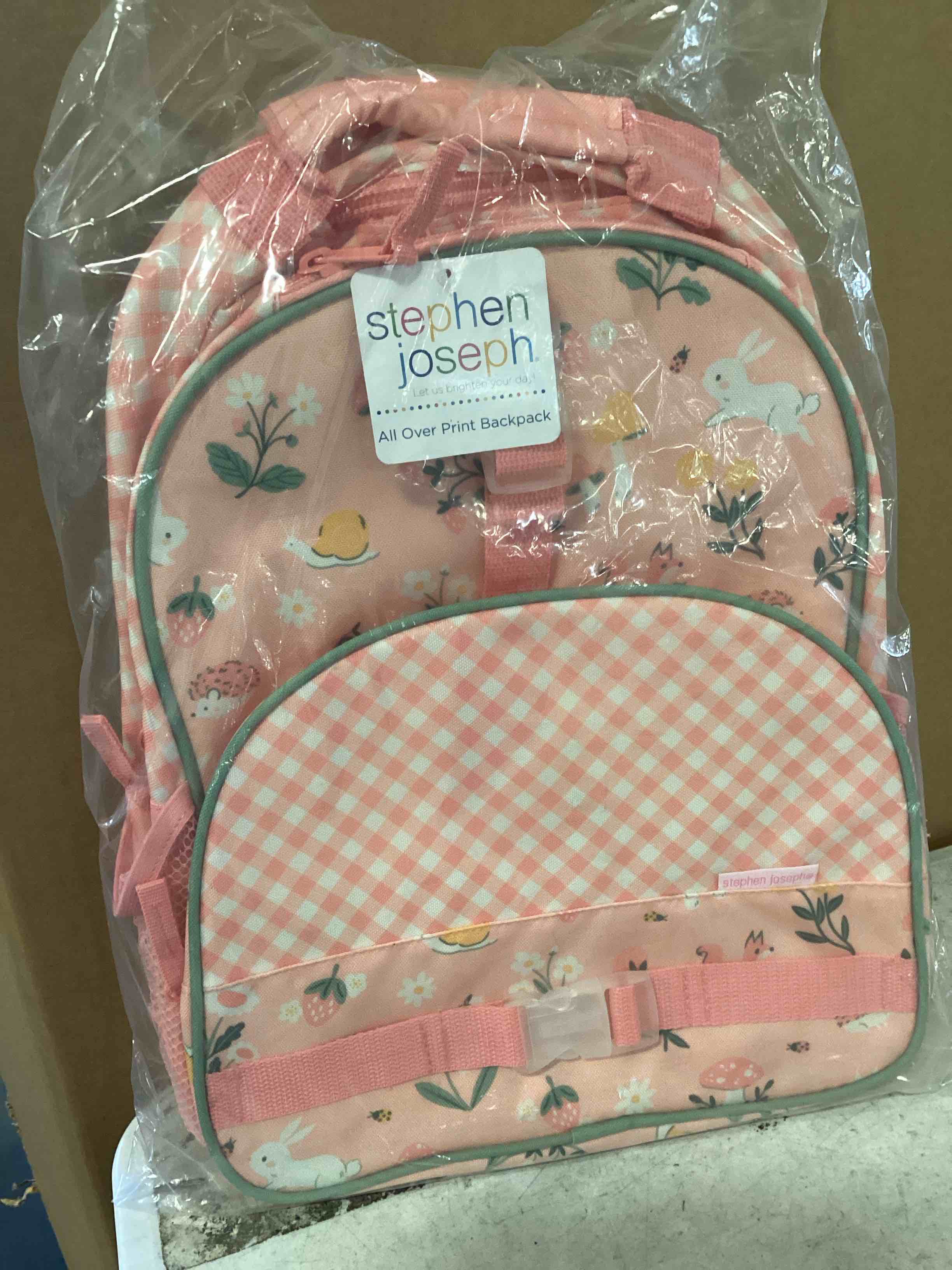 https://s3.amazonaws.com/lotting-images-prod/bidfta/PNK2019419_1737136878060.jpeg