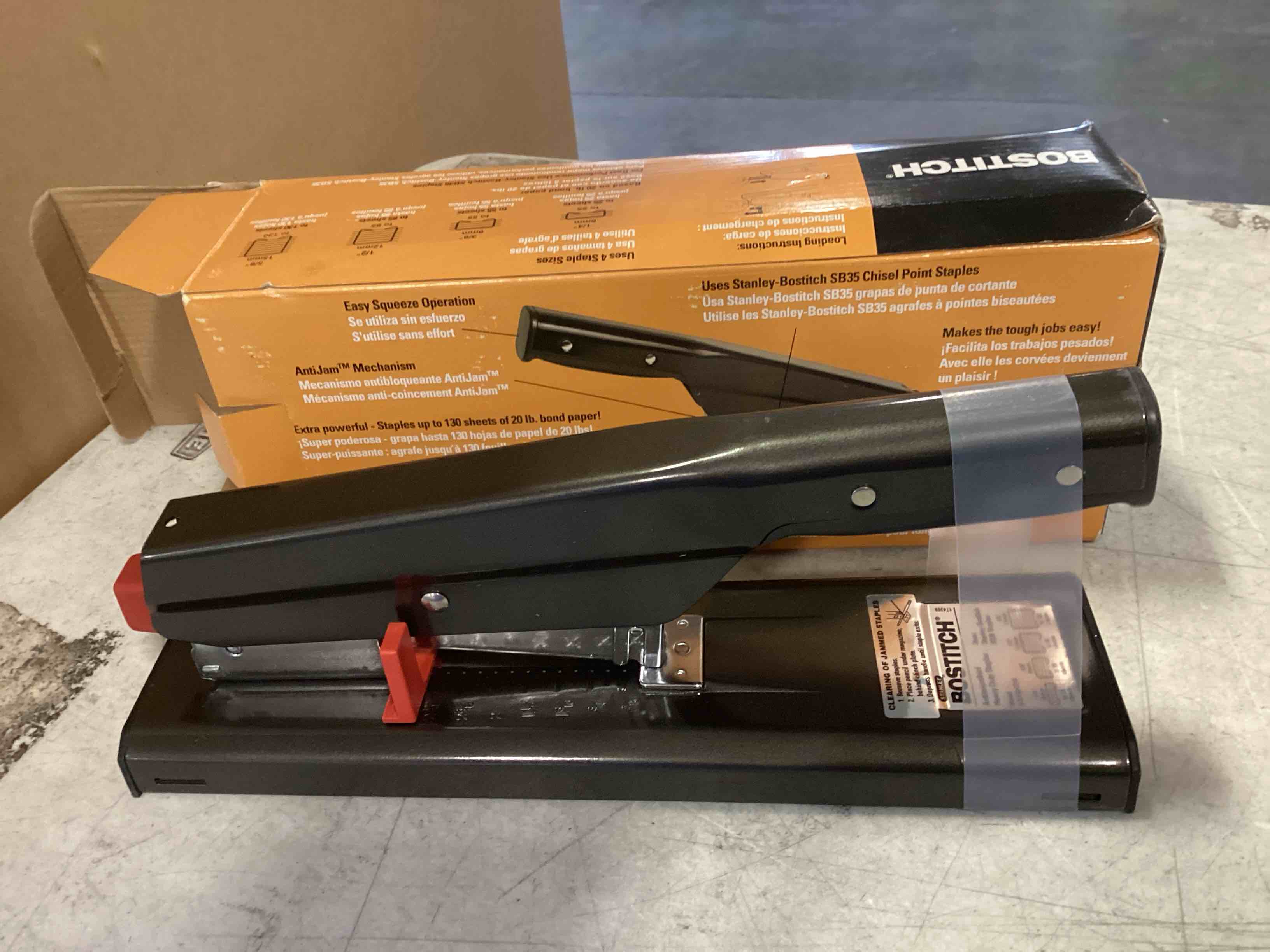 https://s3.amazonaws.com/lotting-images-prod/bidfta/PNK2019443_1737139523401.jpeg
