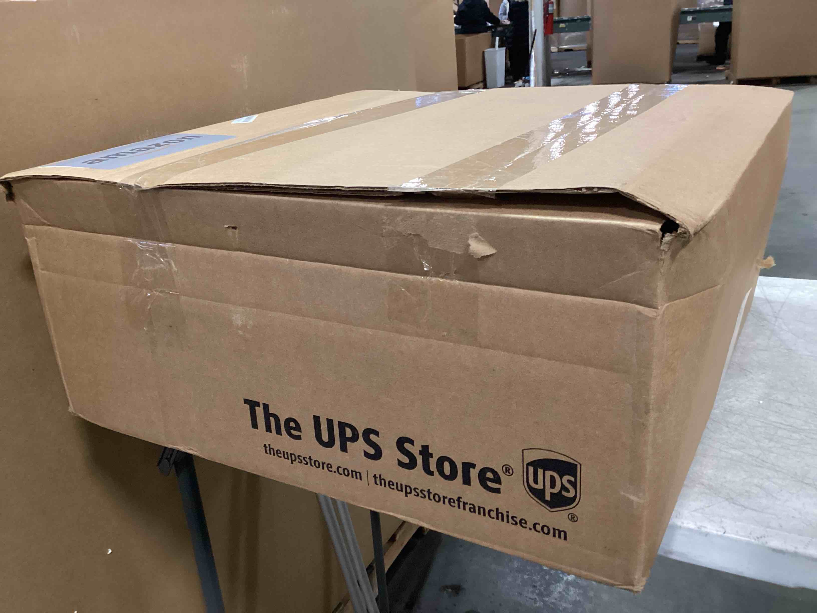 https://s3.amazonaws.com/lotting-images-prod/bidfta/PNK2019700_1737464669387.jpeg