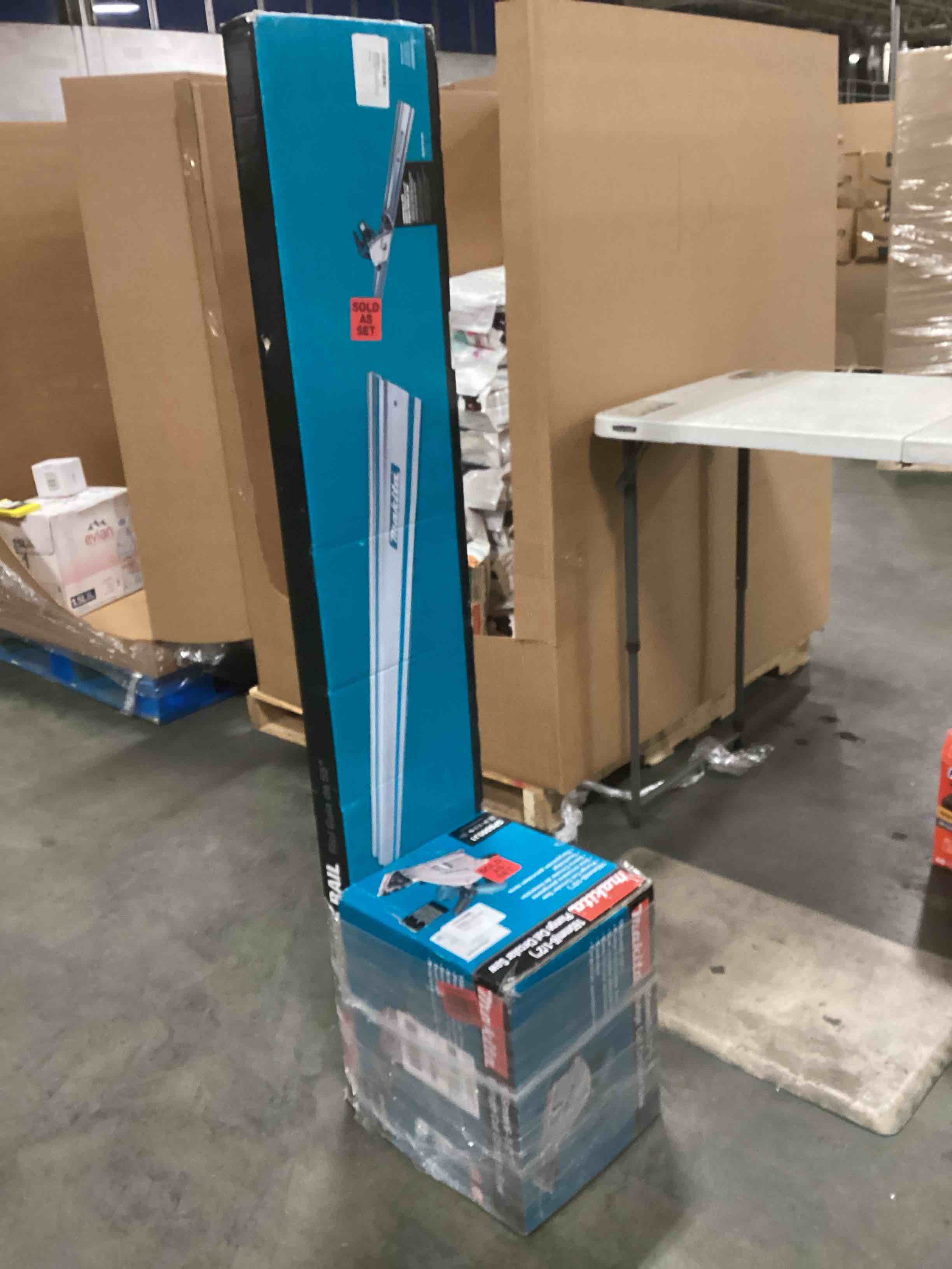 https://s3.amazonaws.com/lotting-images-prod/bidfta/PNK2019946_1737548563772.jpeg