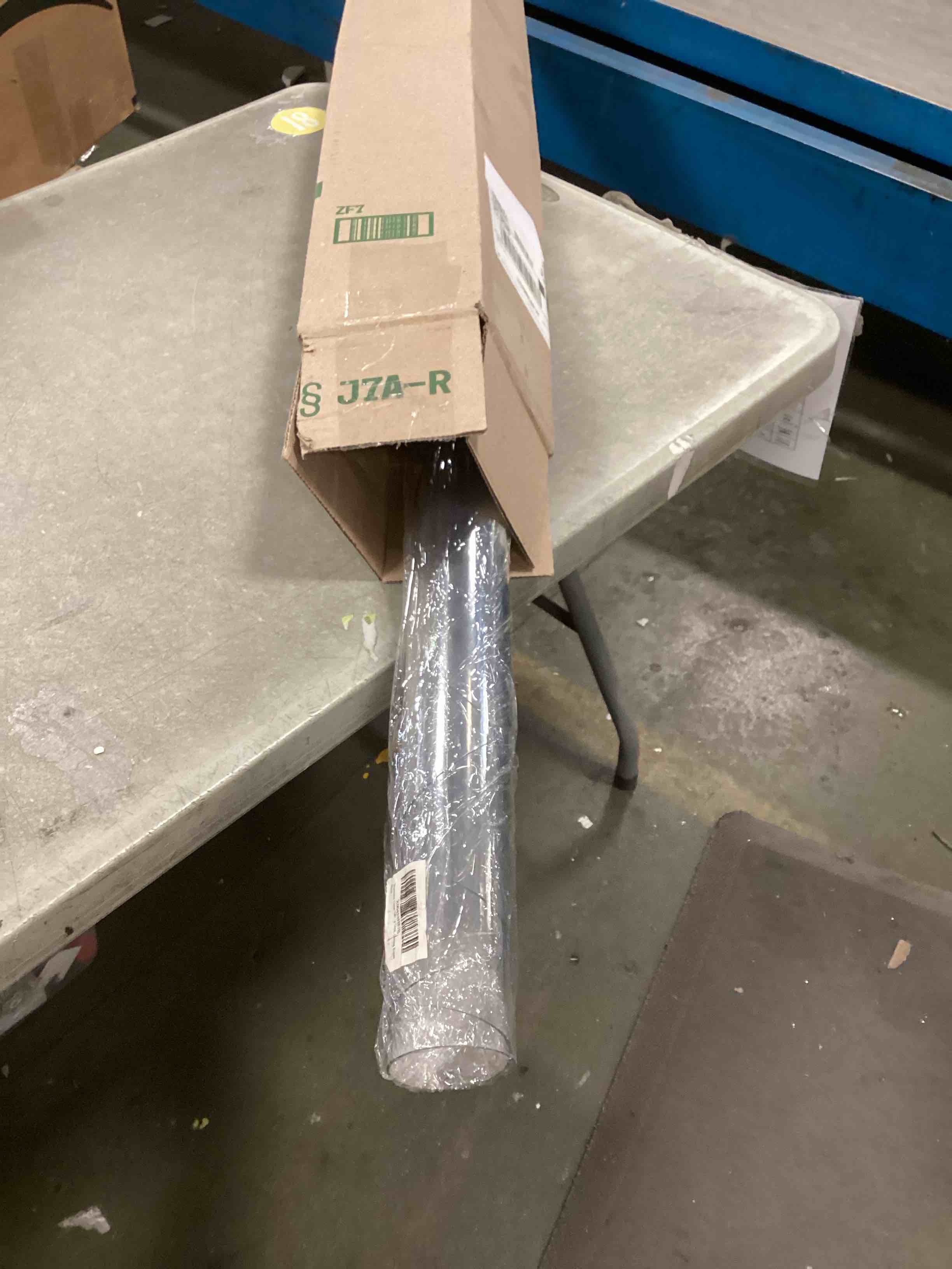 https://s3.amazonaws.com/lotting-images-prod/bidfta/PNK2020016_1736259761826.jpeg