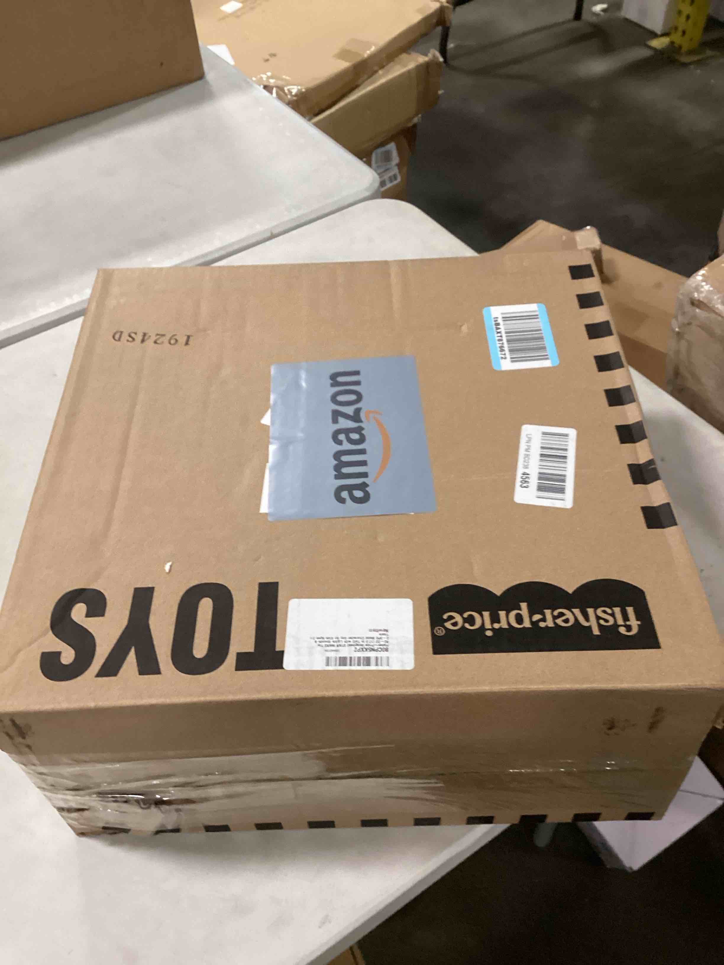 https://s3.amazonaws.com/lotting-images-prod/bidfta/PNK2020182_1736342492774.jpeg
