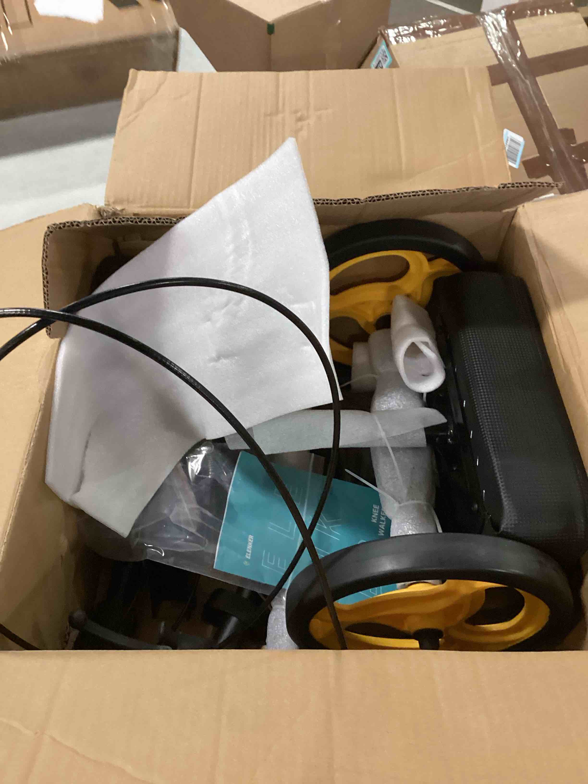https://s3.amazonaws.com/lotting-images-prod/bidfta/PNK2020266_1736354690910.jpeg