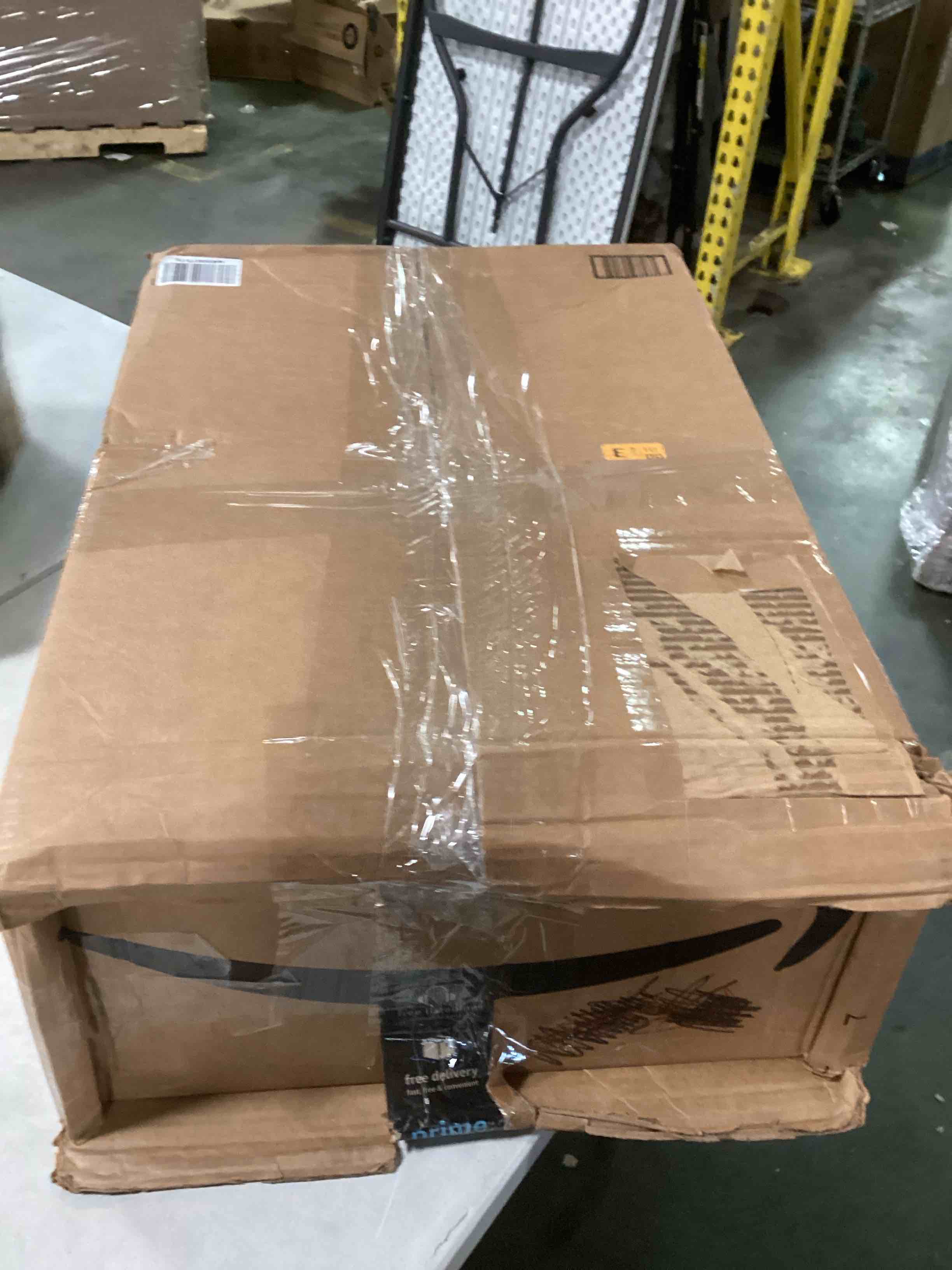 https://s3.amazonaws.com/lotting-images-prod/bidfta/PNK2020402_1736428357228.jpeg