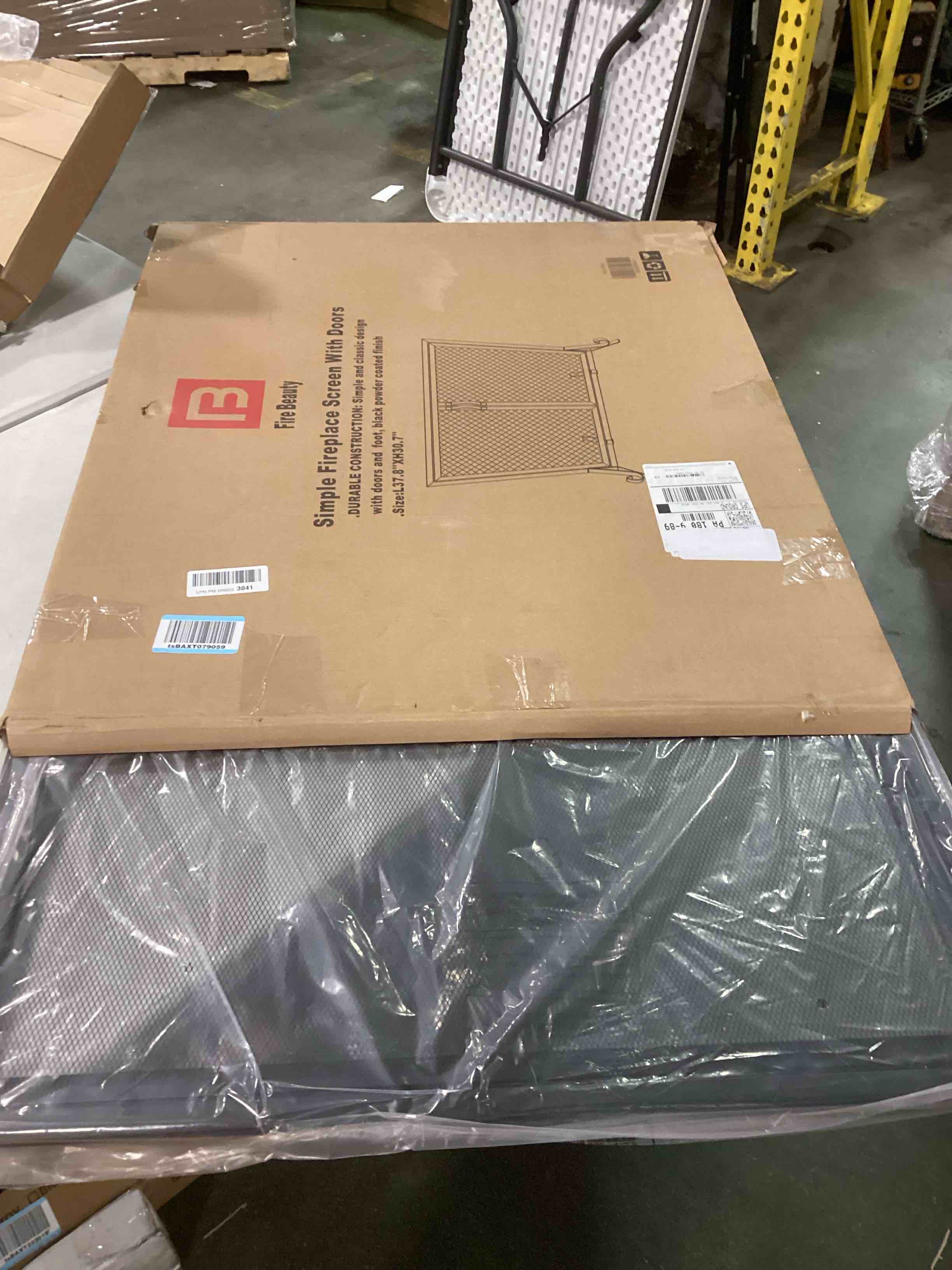 https://s3.amazonaws.com/lotting-images-prod/bidfta/PNK2020423_1736429387303.jpeg