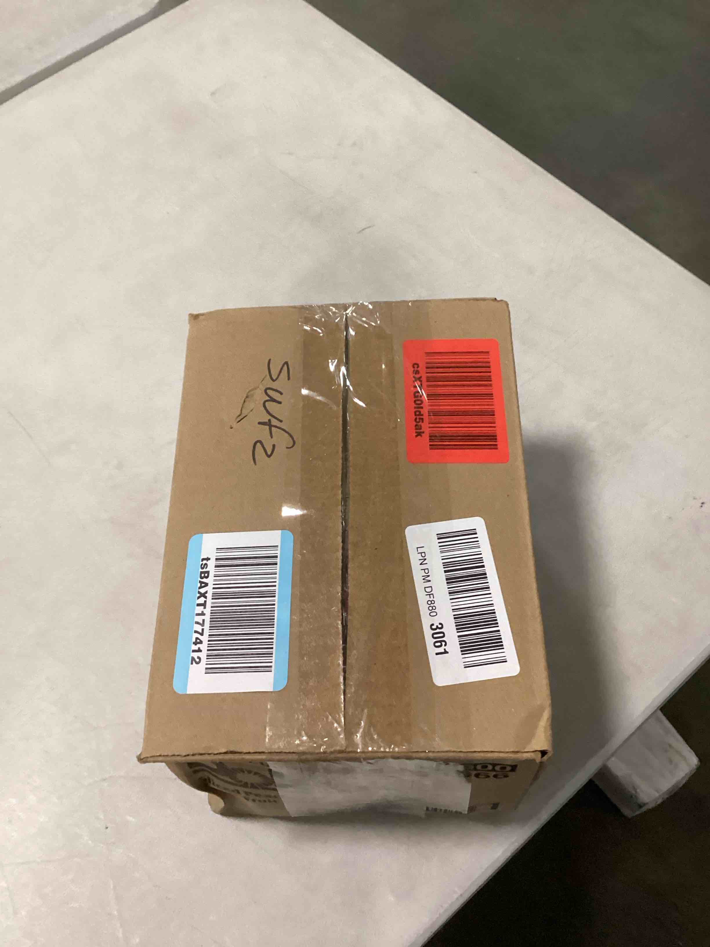 https://s3.amazonaws.com/lotting-images-prod/bidfta/PNK2020562_1736451432654.jpeg