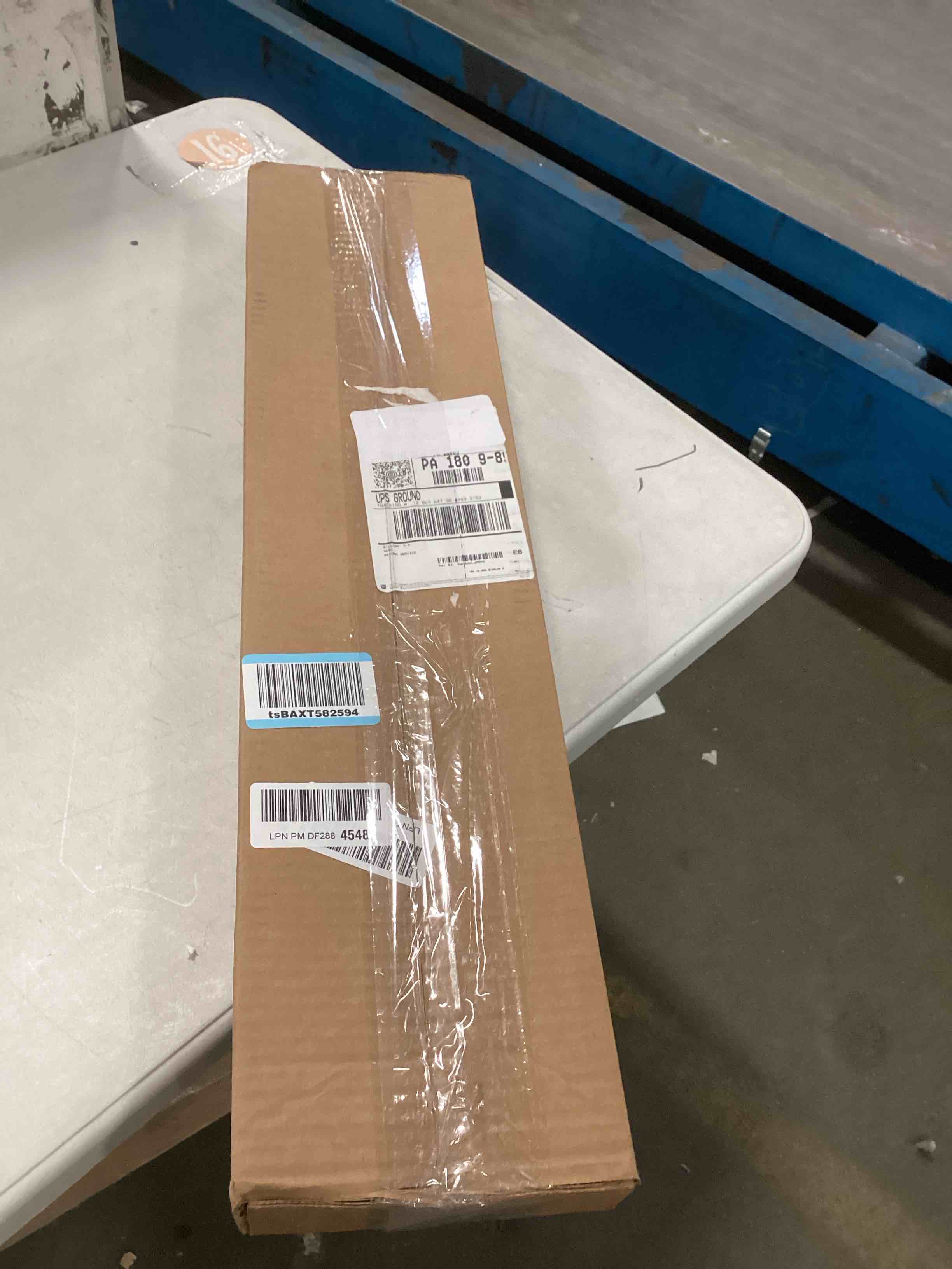 https://s3.amazonaws.com/lotting-images-prod/bidfta/PNK2020723_1736525727599.jpeg