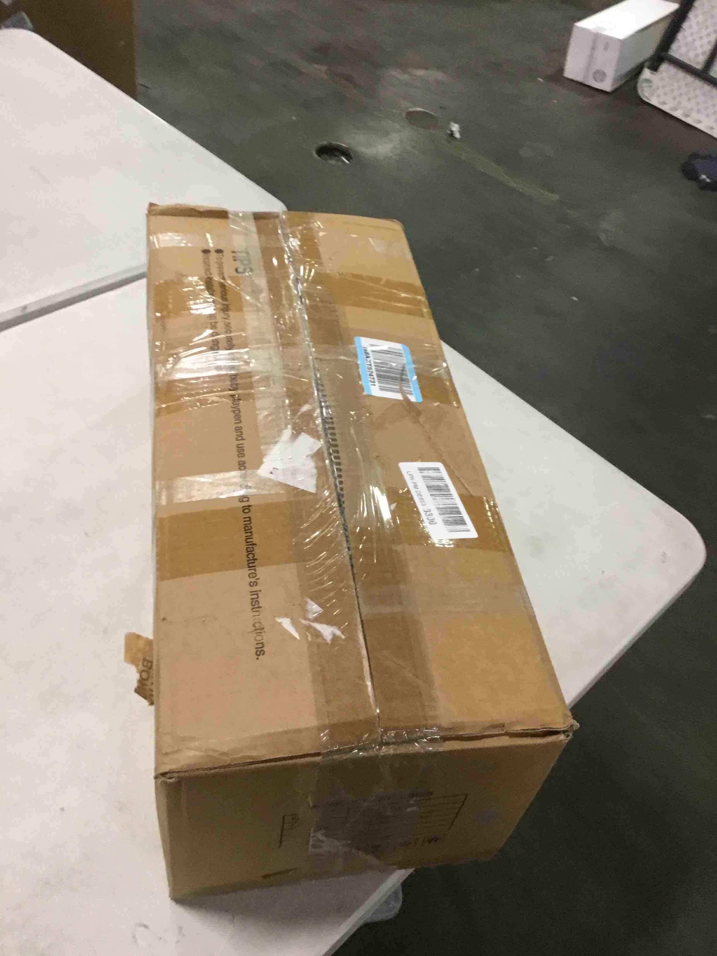 https://s3.amazonaws.com/lotting-images-prod/bidfta/PNK2020867_1736775782627.jpeg