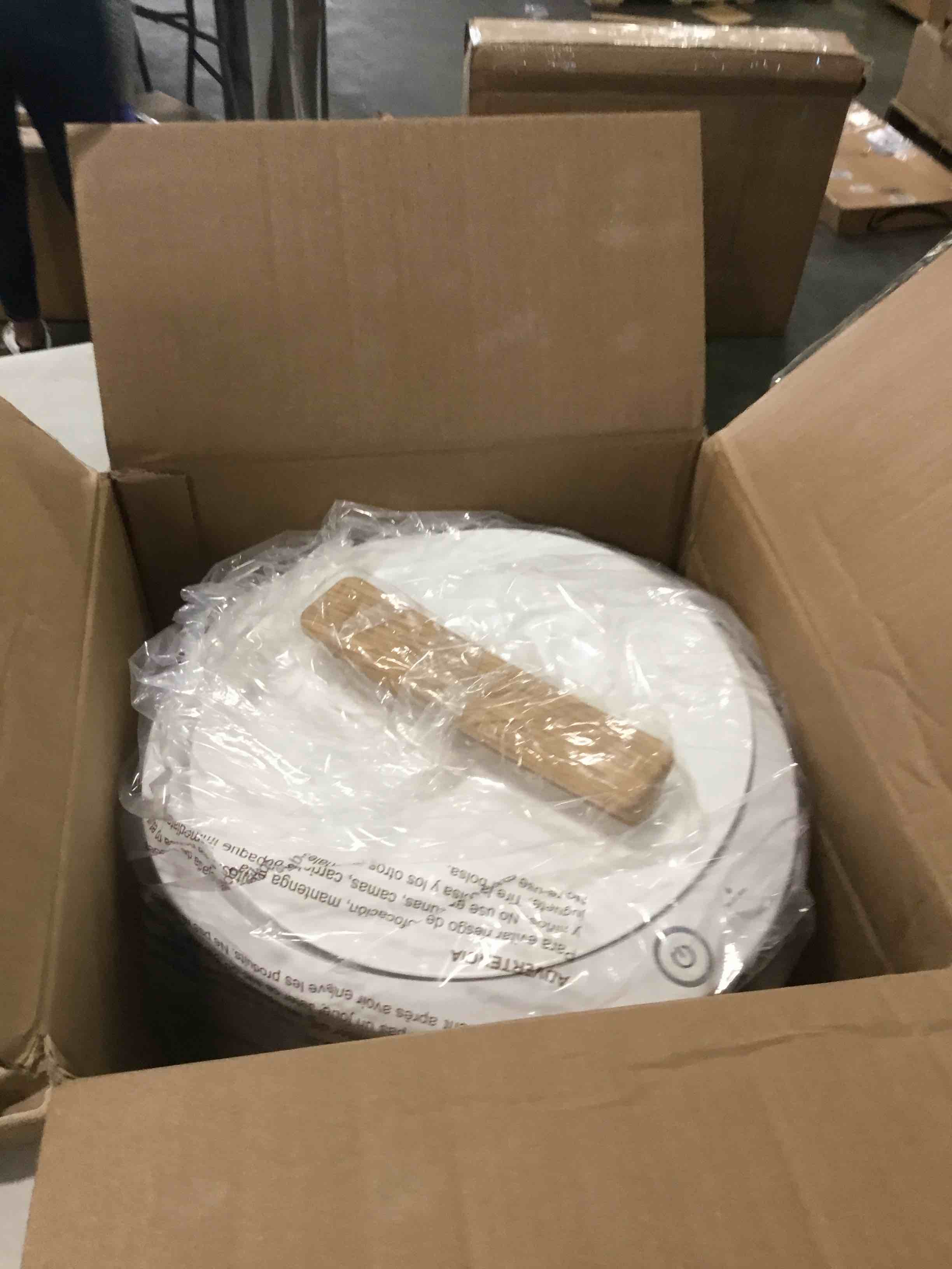 https://s3.amazonaws.com/lotting-images-prod/bidfta/PNK2020921_1736782812038.jpeg