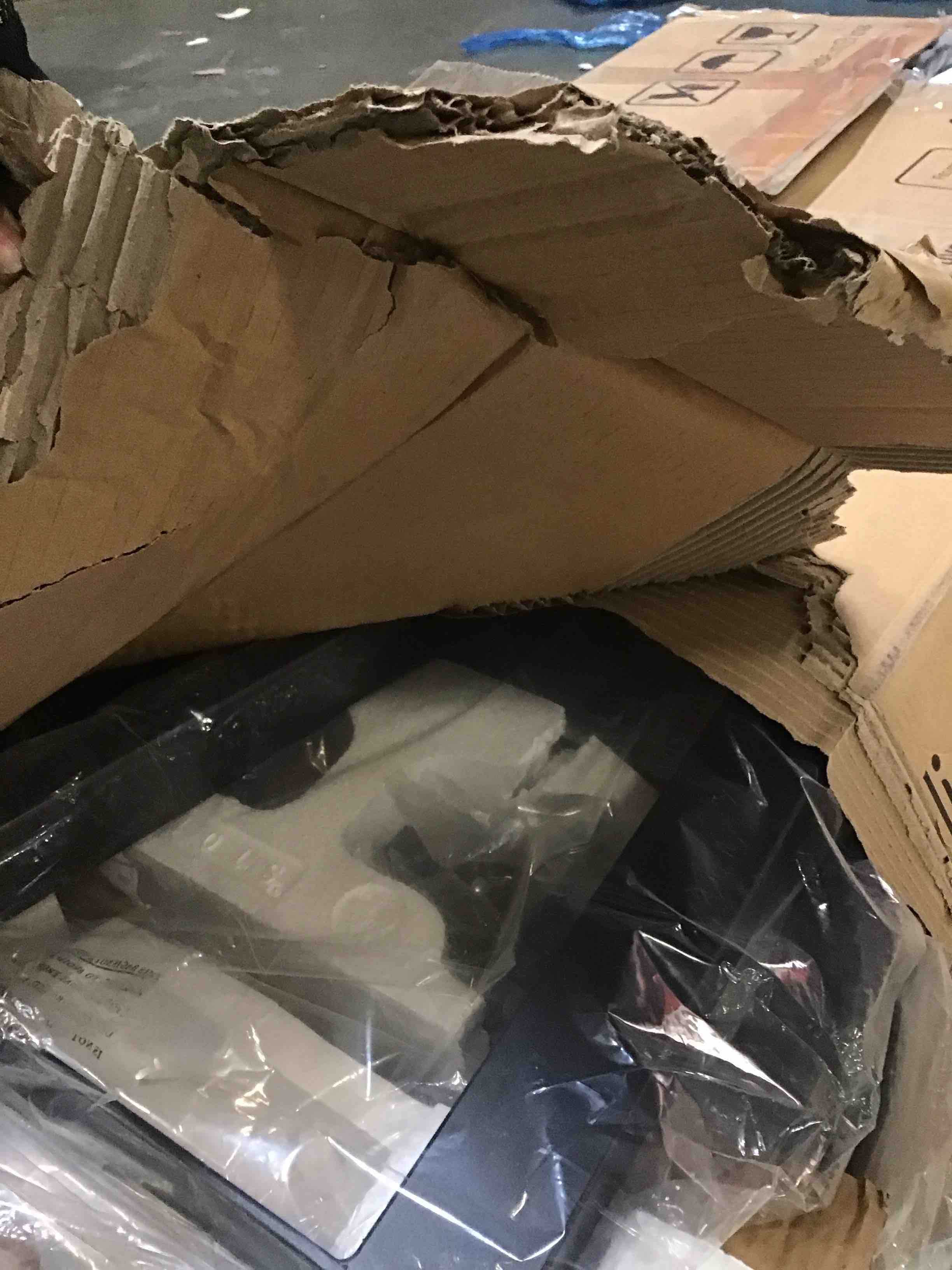 https://s3.amazonaws.com/lotting-images-prod/bidfta/PNK2022260_1743189079783.jpeg