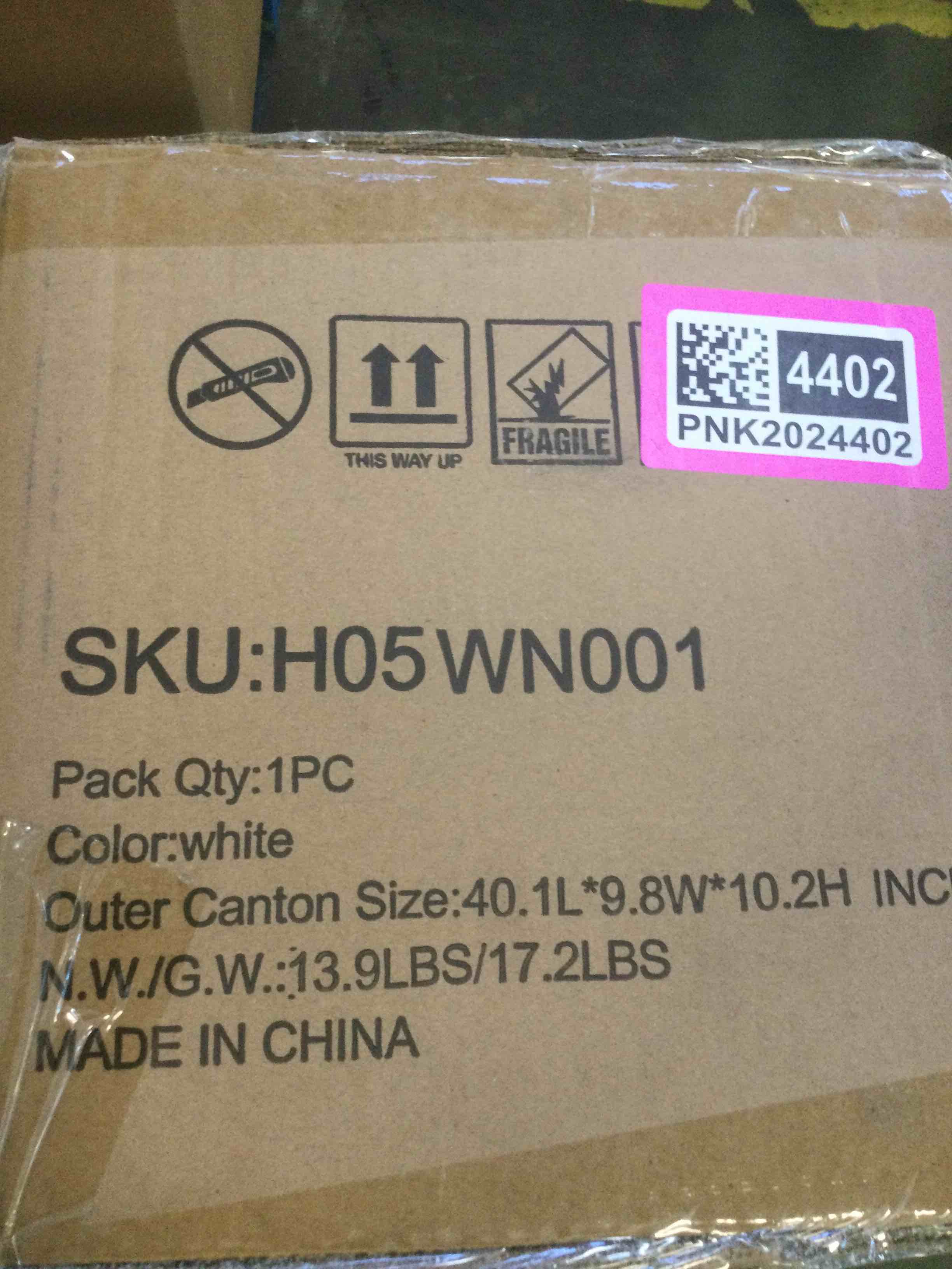 https://s3.amazonaws.com/lotting-images-prod/bidfta/PNK2024402_1736803400509.jpeg