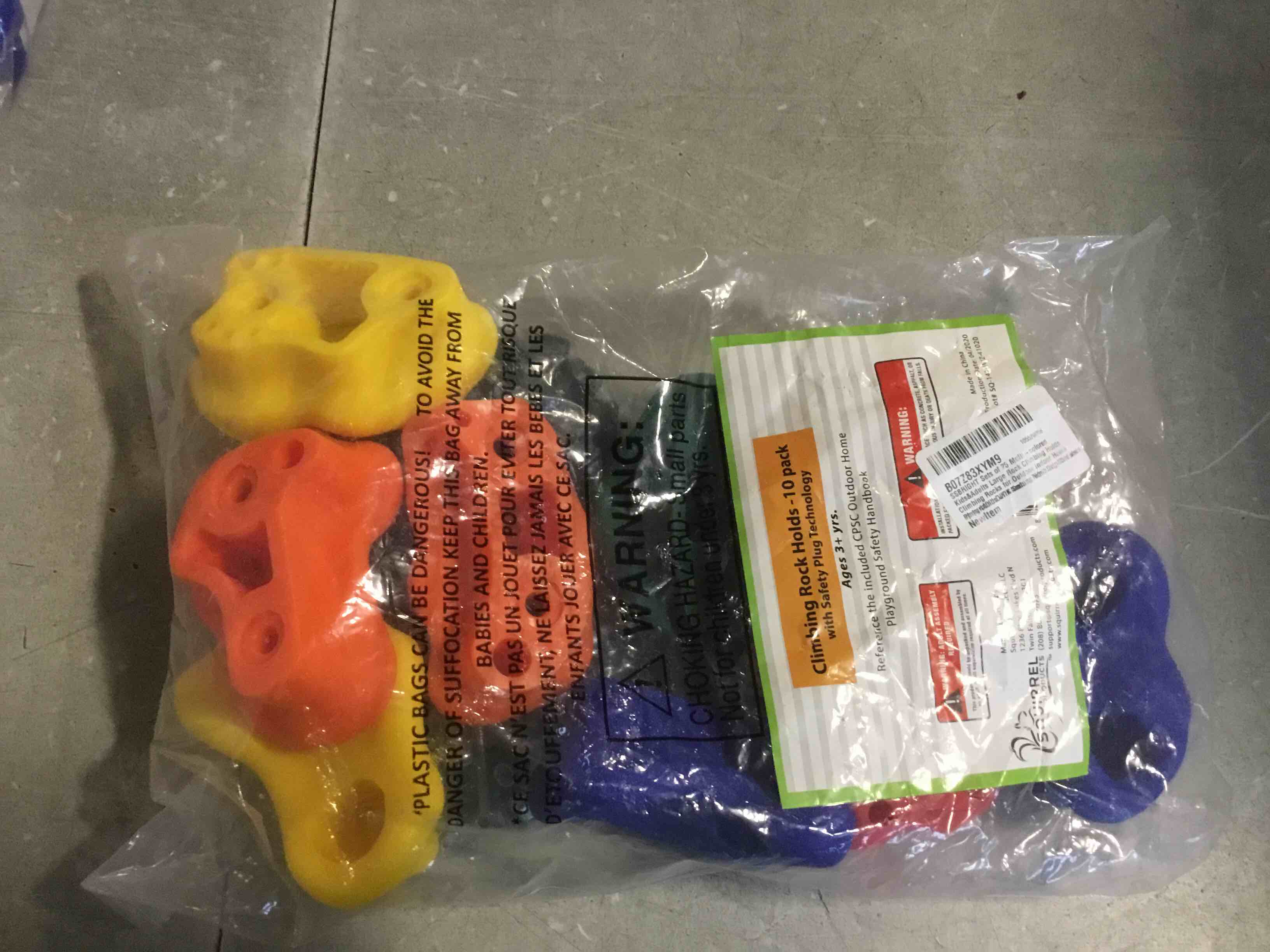 https://s3.amazonaws.com/lotting-images-prod/bidfta/PNK2025603_1737552724432.jpeg