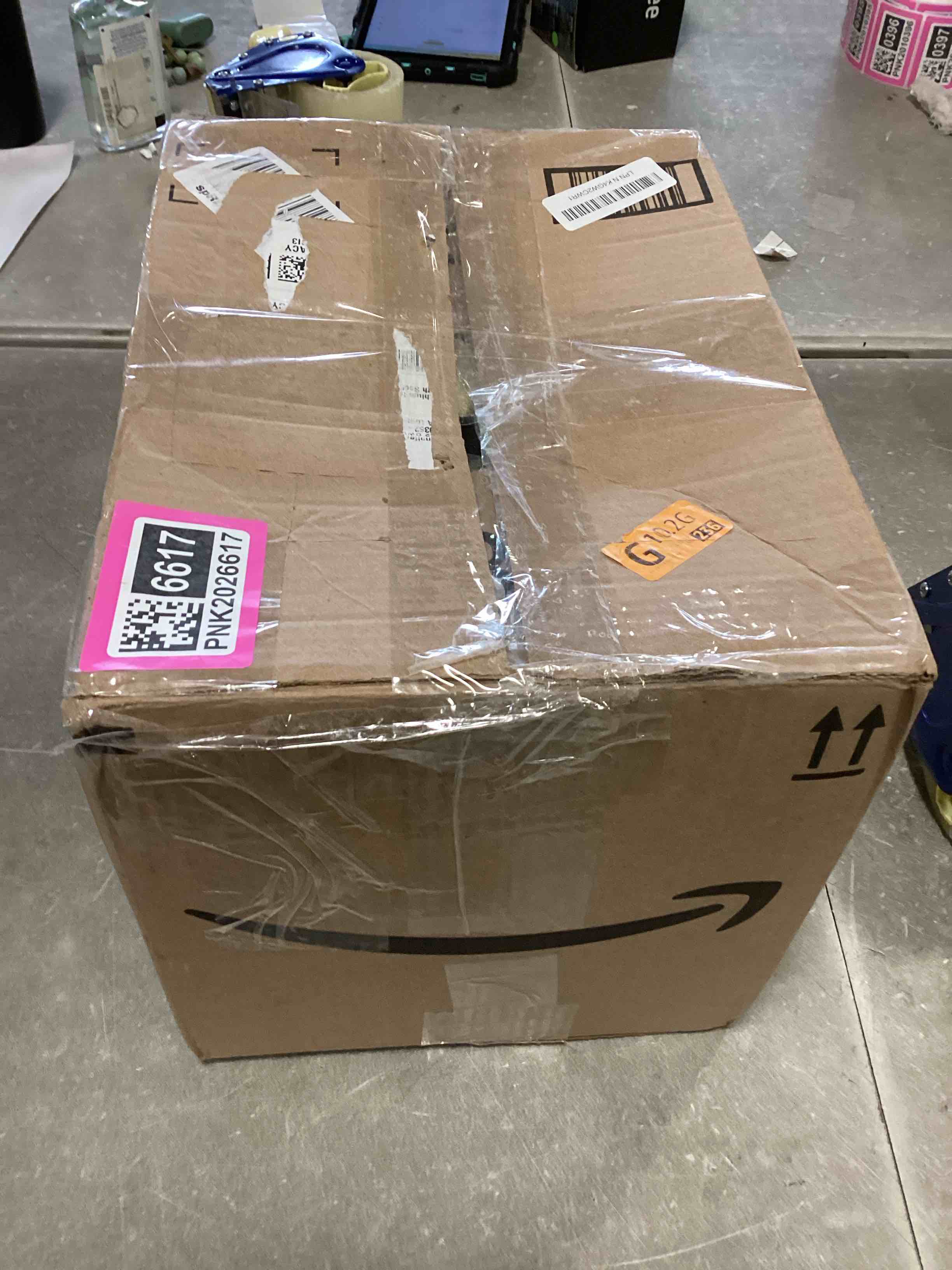 https://s3.amazonaws.com/lotting-images-prod/bidfta/PNK2026617_1736358821155.jpeg
