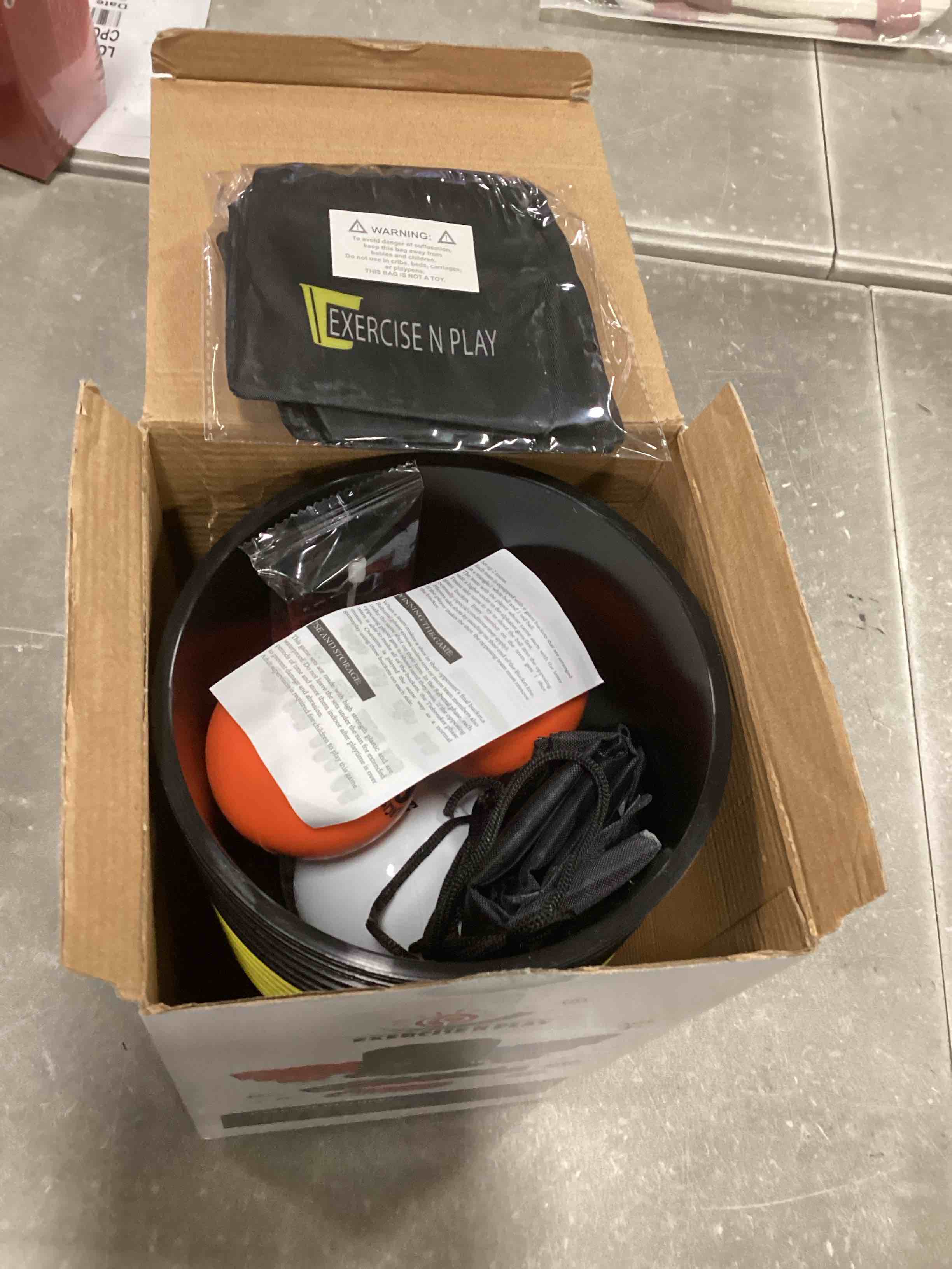 https://s3.amazonaws.com/lotting-images-prod/bidfta/PNK2027159_1736859129446.jpeg