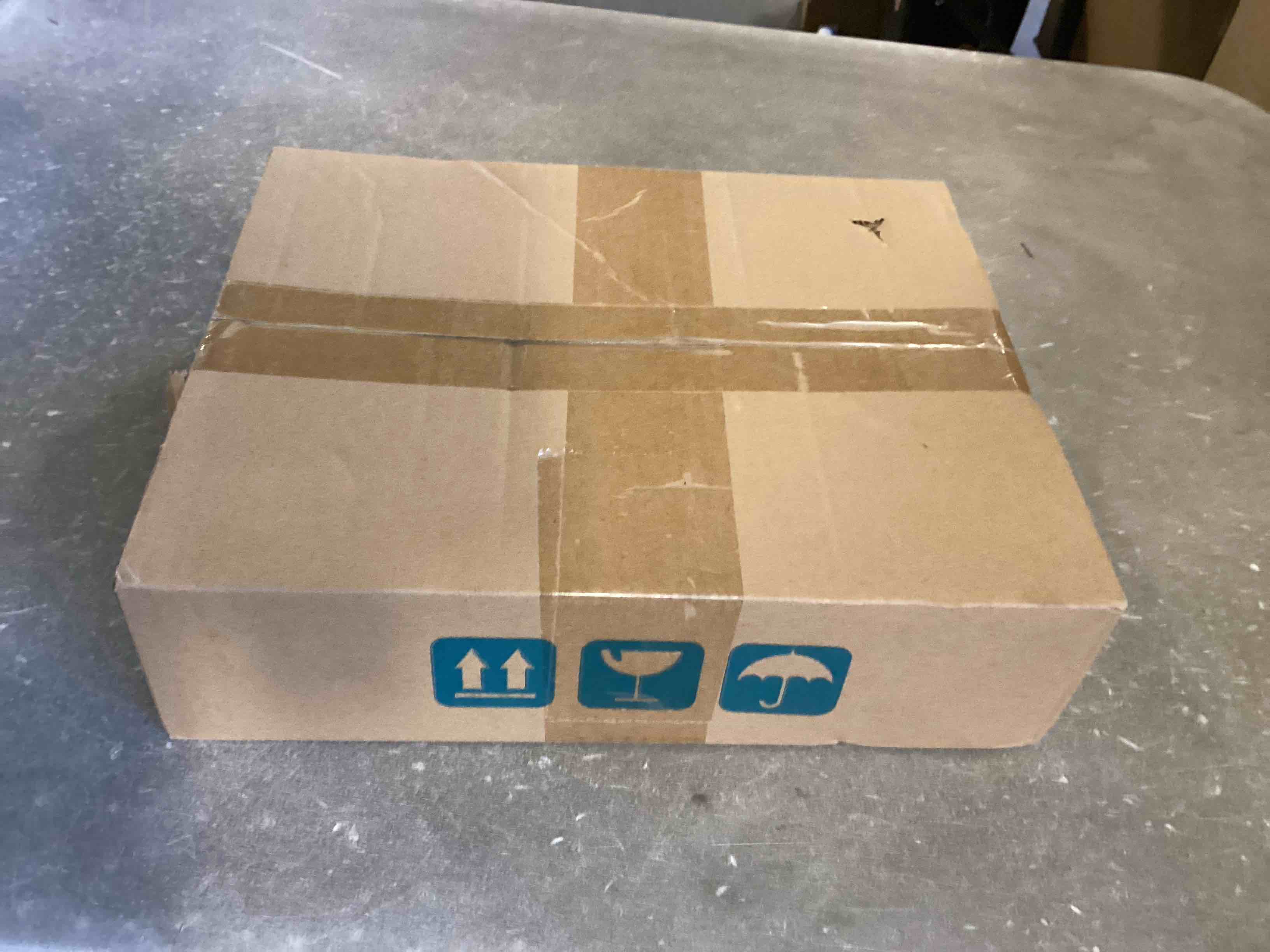 https://s3.amazonaws.com/lotting-images-prod/bidfta/PNK2028007_1737386648503.jpeg