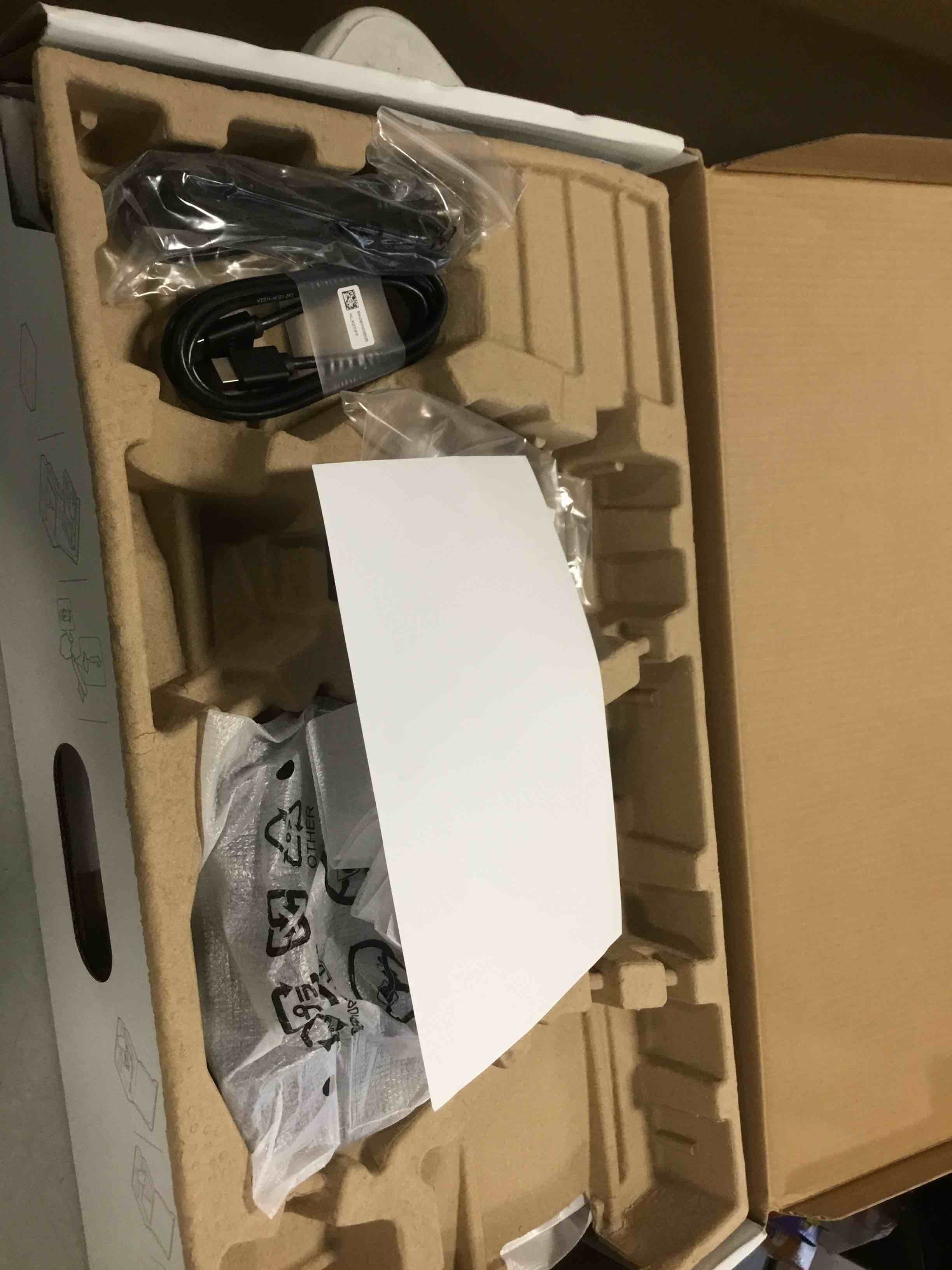 https://s3.amazonaws.com/lotting-images-prod/bidfta/PNK2029106_1735318779410.jpeg