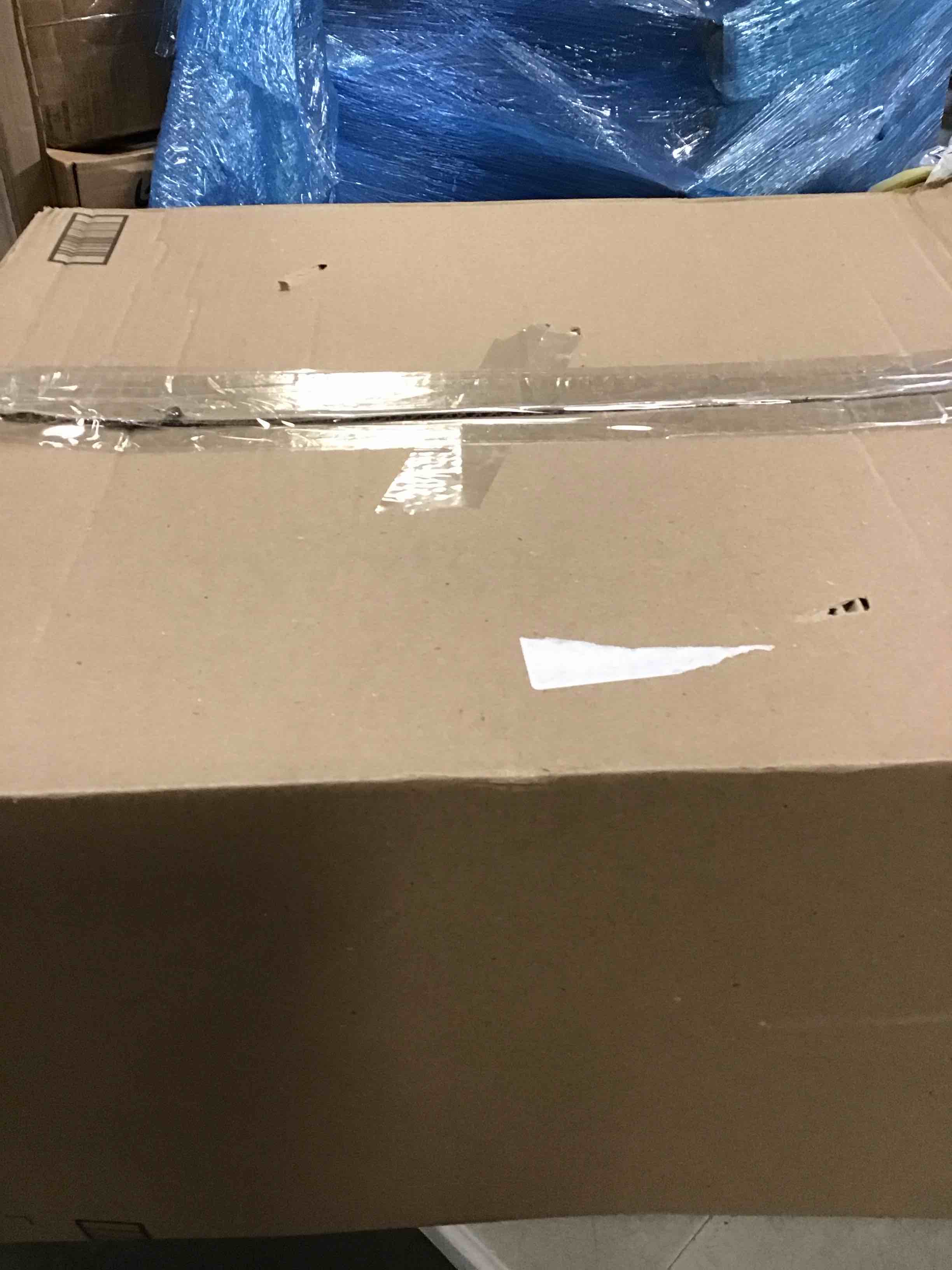 https://s3.amazonaws.com/lotting-images-prod/bidfta/PNK2029348_1735653286203.jpeg