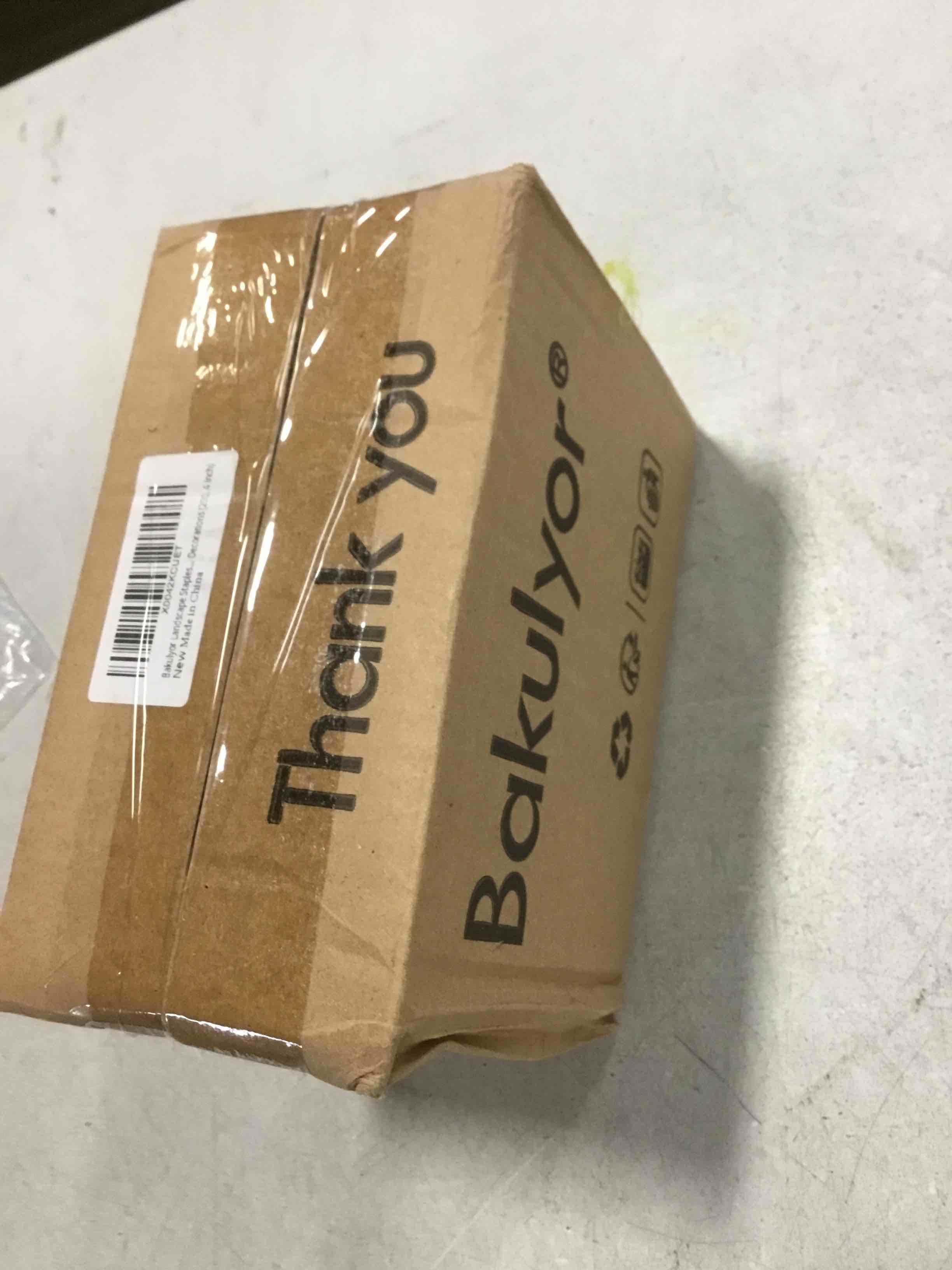 https://s3.amazonaws.com/lotting-images-prod/bidfta/PNK2029887_1735922796619.jpeg