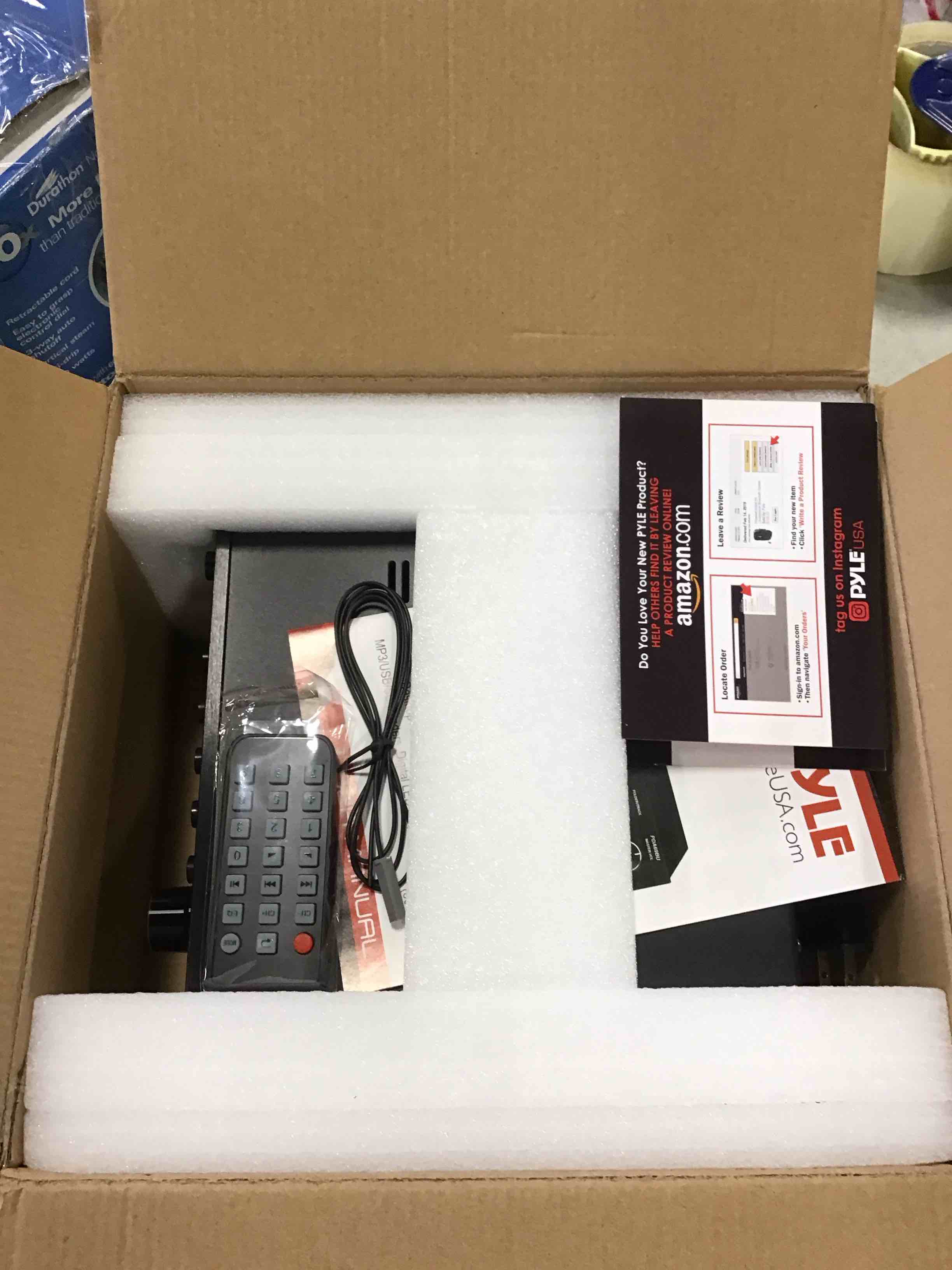 https://s3.amazonaws.com/lotting-images-prod/bidfta/PNK2031276_1736879965518.jpeg