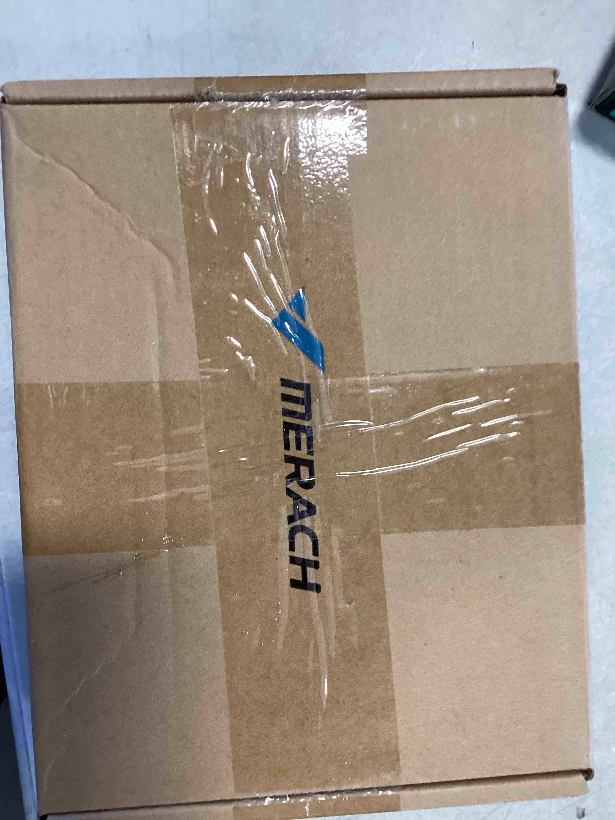 https://s3.amazonaws.com/lotting-images-prod/bidfta/PNK2031440_1736950976799.jpeg