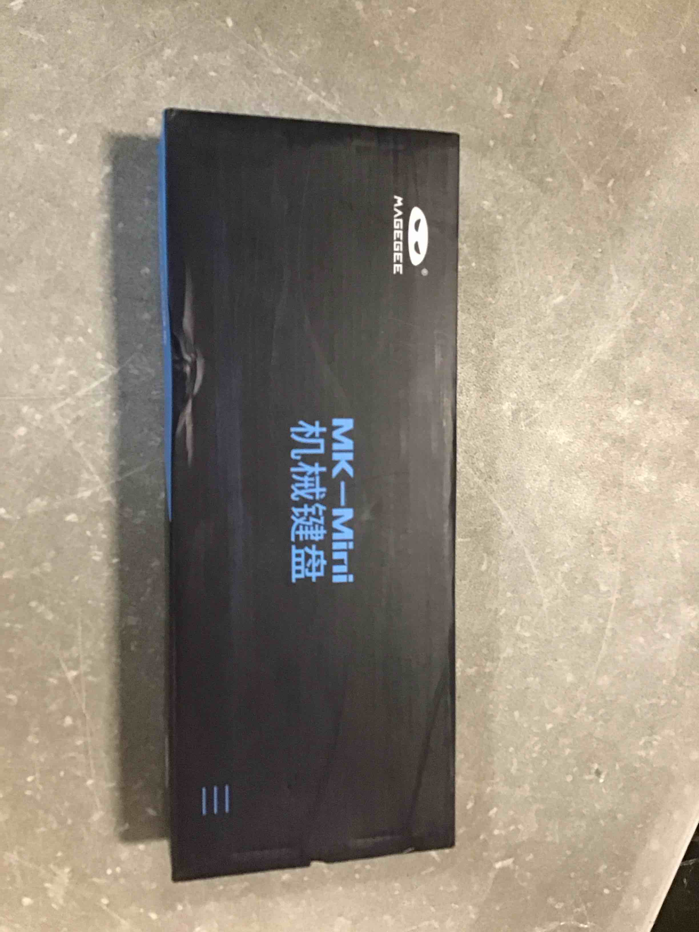 https://s3.amazonaws.com/lotting-images-prod/bidfta/PNK2031995_1737136408105.jpeg