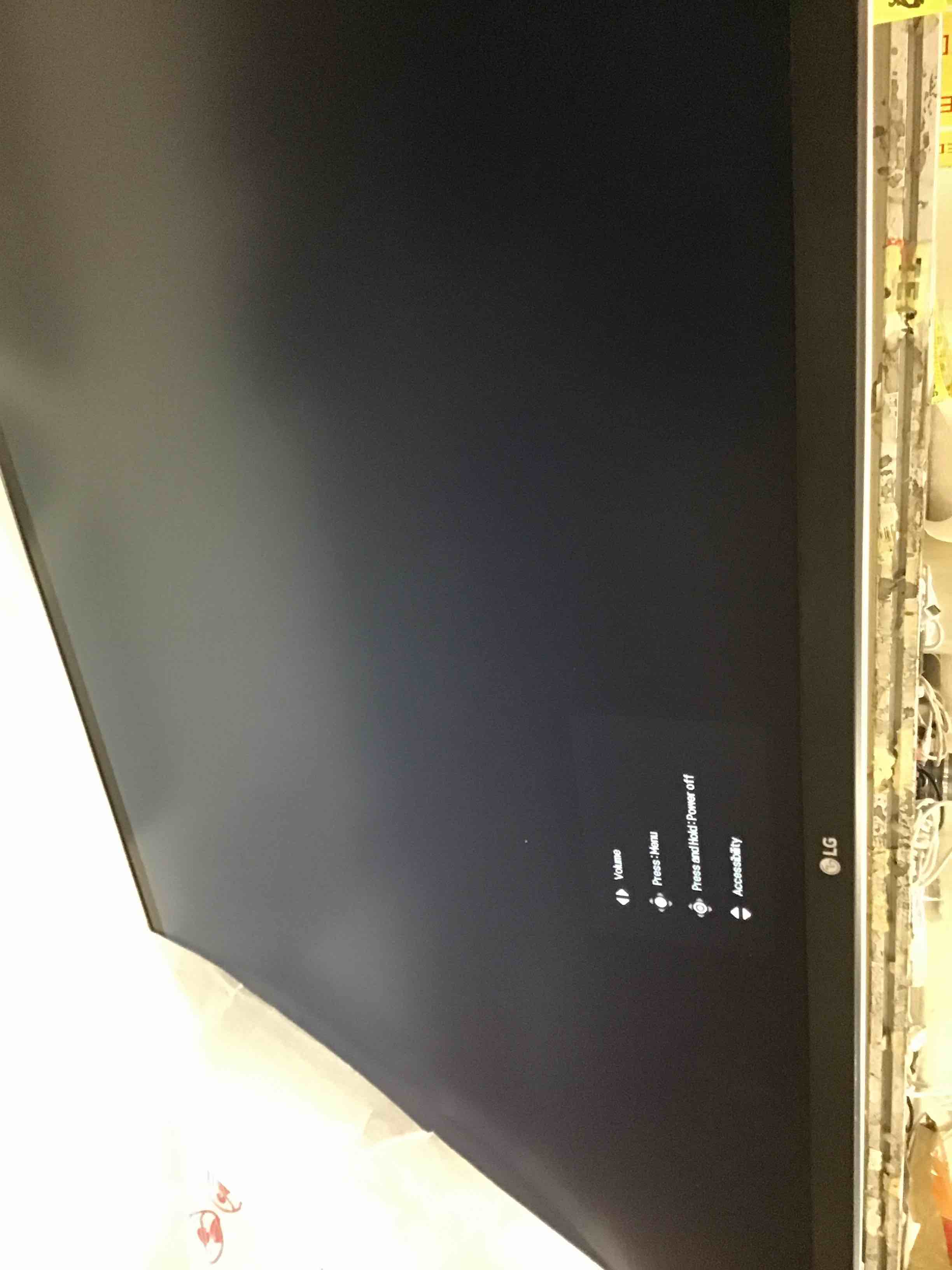 https://s3.amazonaws.com/lotting-images-prod/bidfta/PNK2033040_1740161750064.jpeg