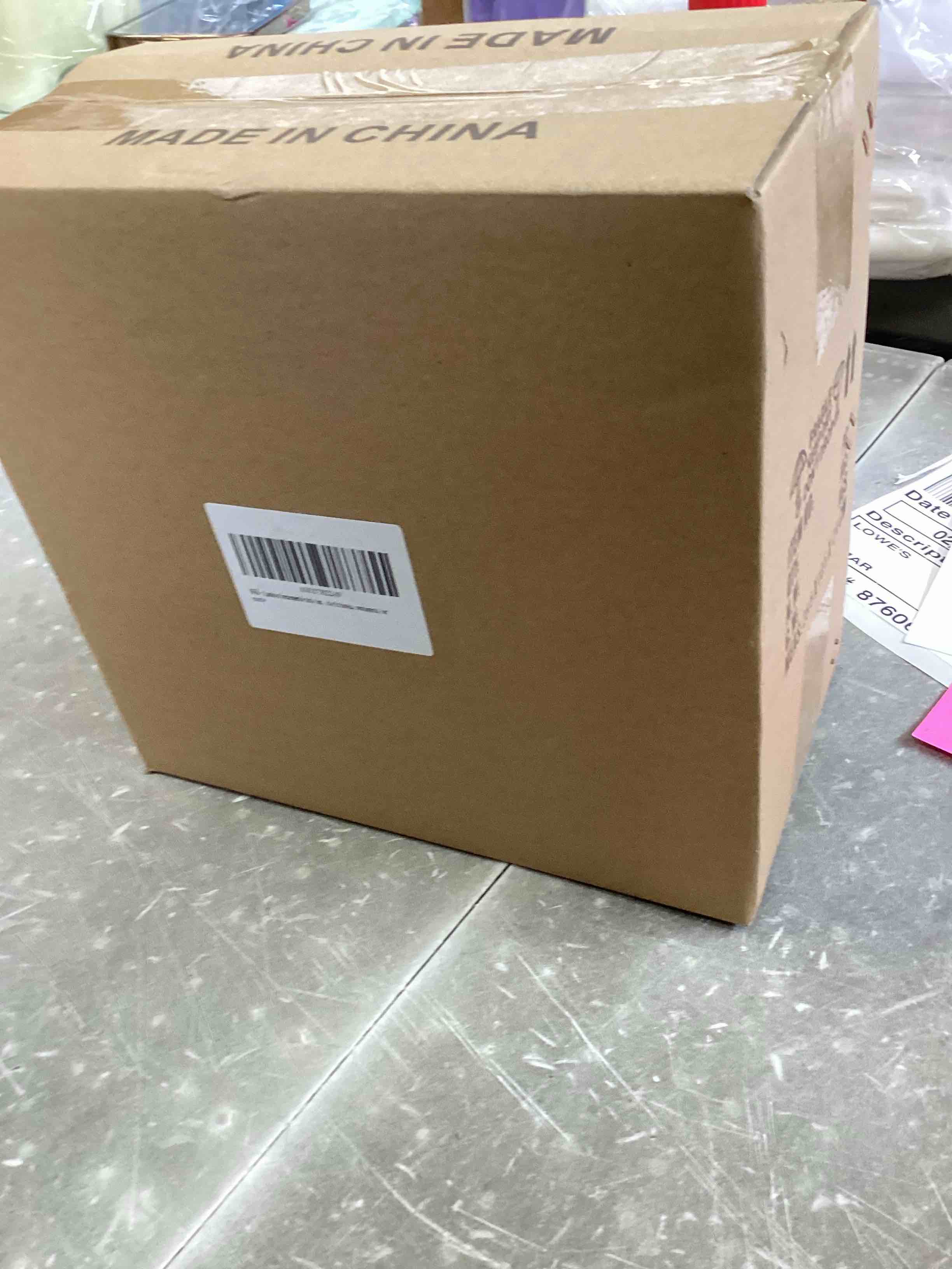 https://s3.amazonaws.com/lotting-images-prod/bidfta/PNK2034485_1741030182106.jpeg