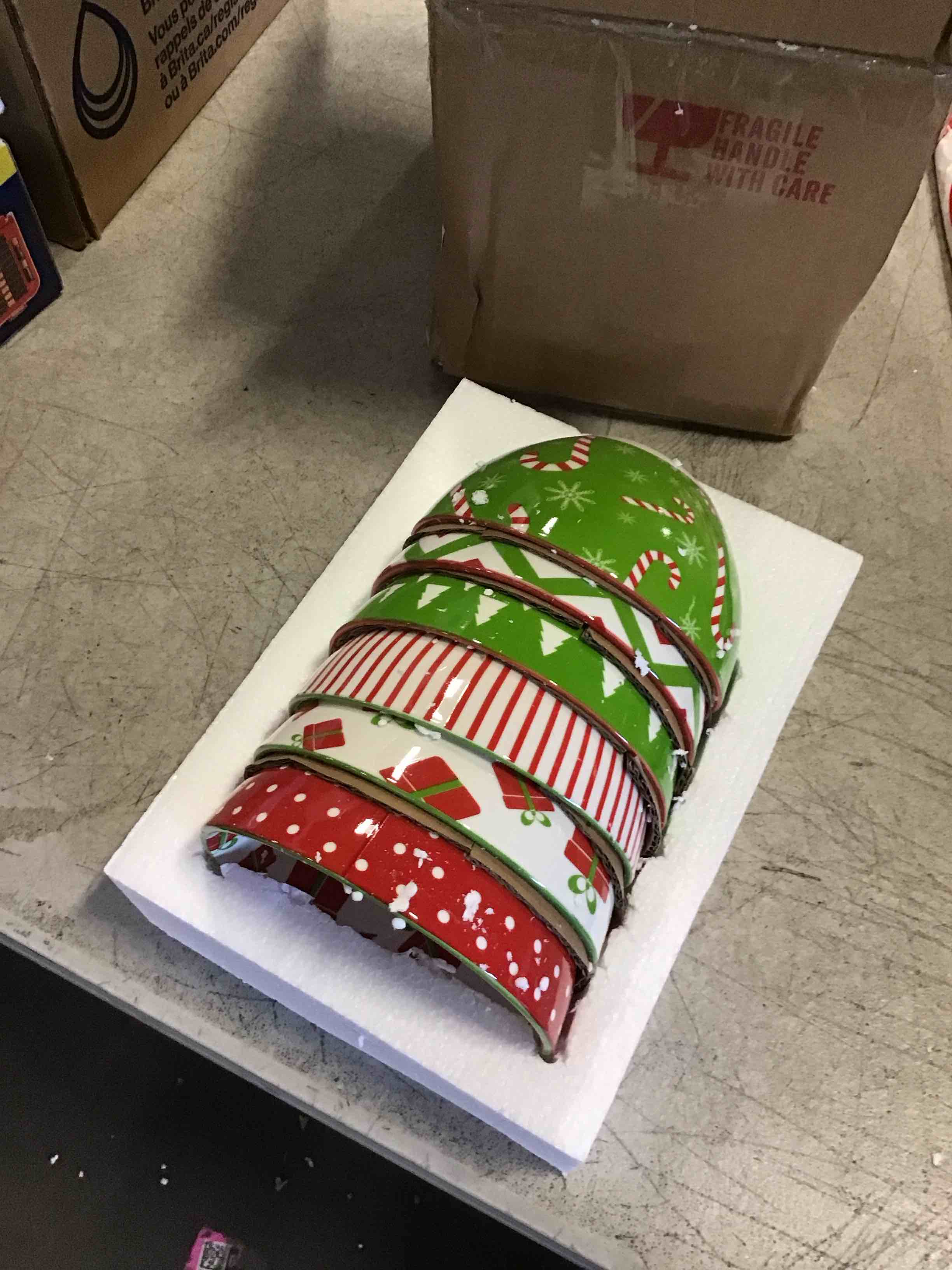 https://s3.amazonaws.com/lotting-images-prod/bidfta/PNK2035271_1740579640437.jpeg