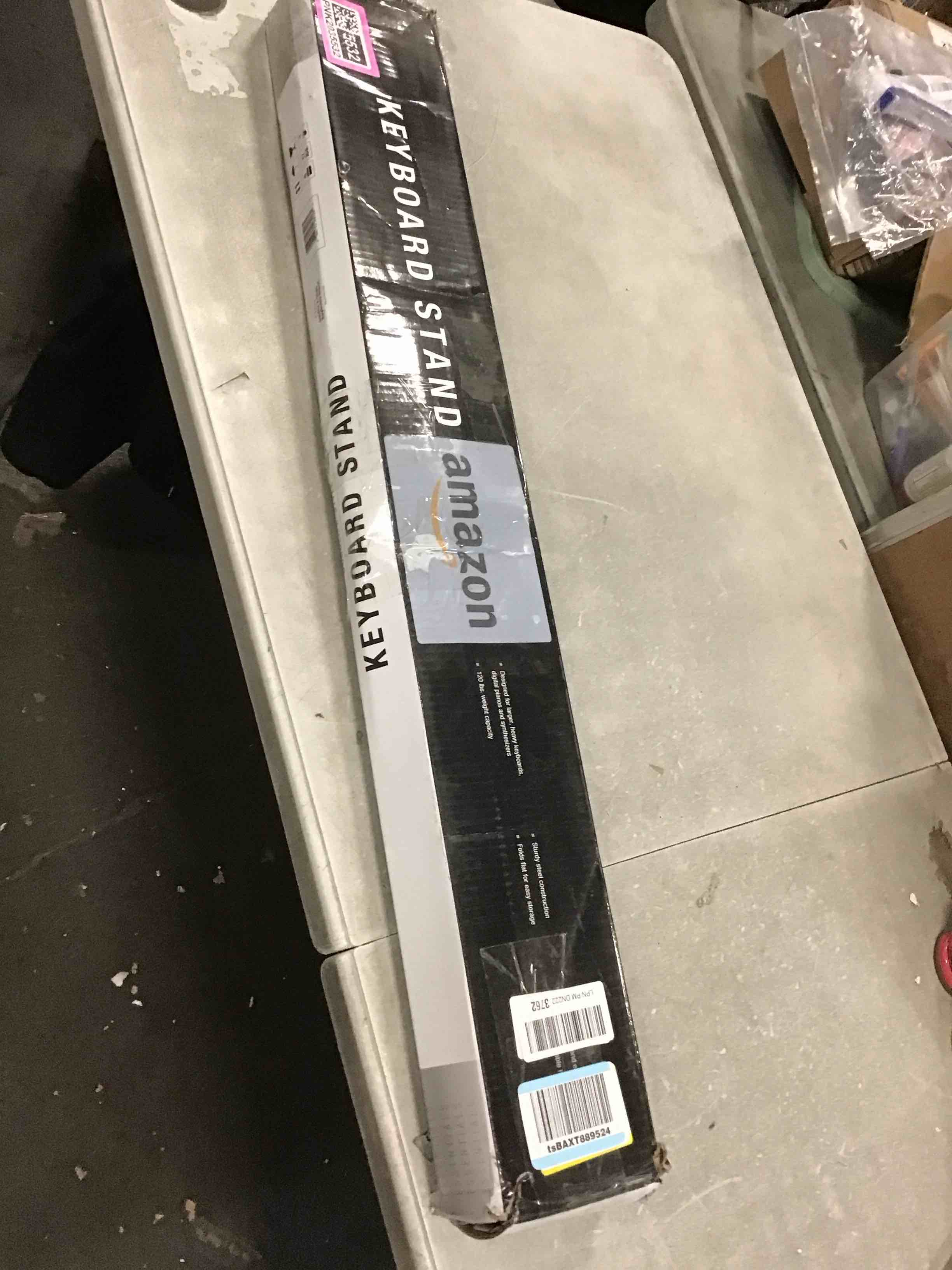 https://s3.amazonaws.com/lotting-images-prod/bidfta/PNK2035532_1740682229098.jpeg