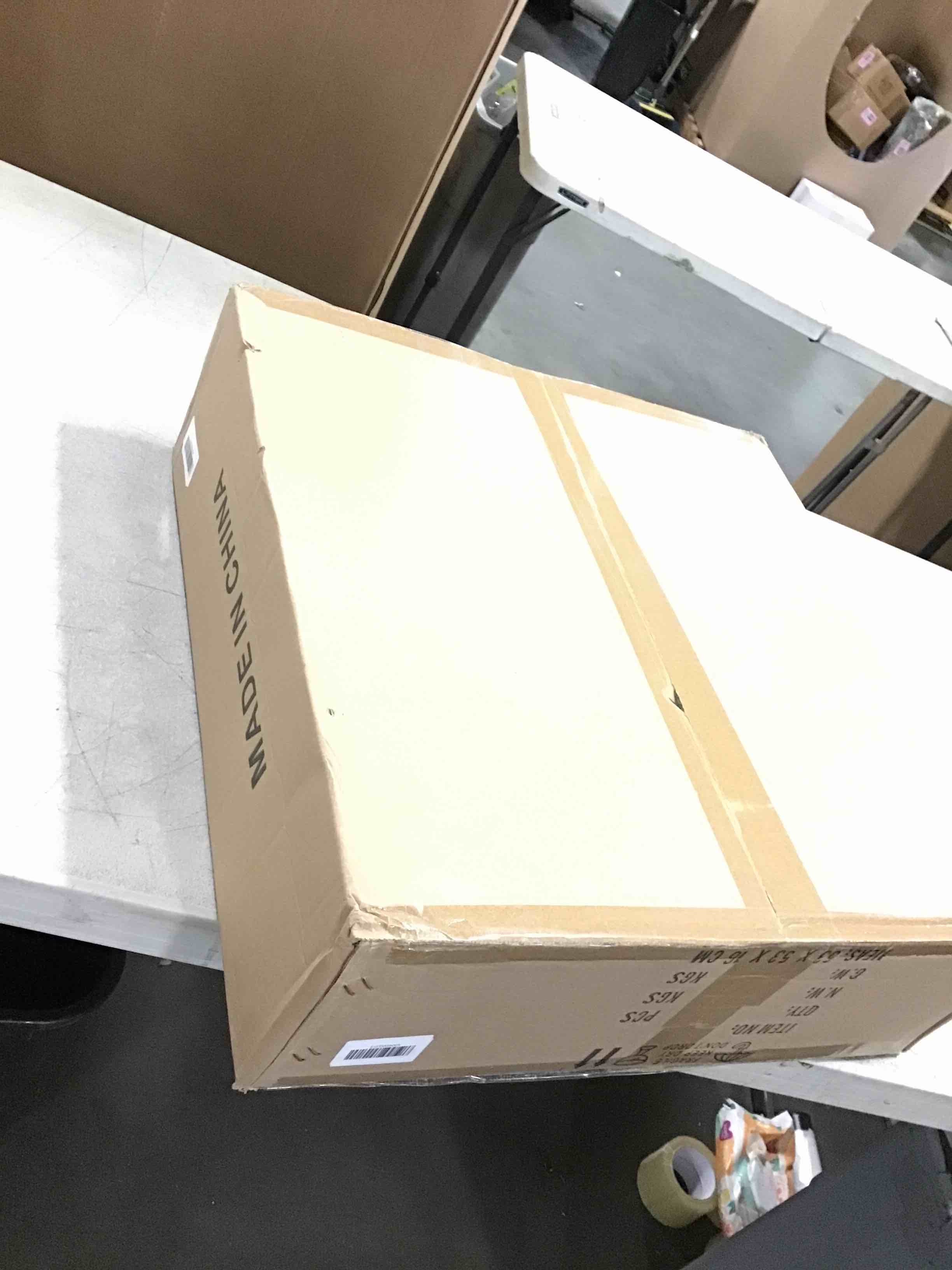 https://s3.amazonaws.com/lotting-images-prod/bidfta/PNK2035632_1741266735054.jpeg