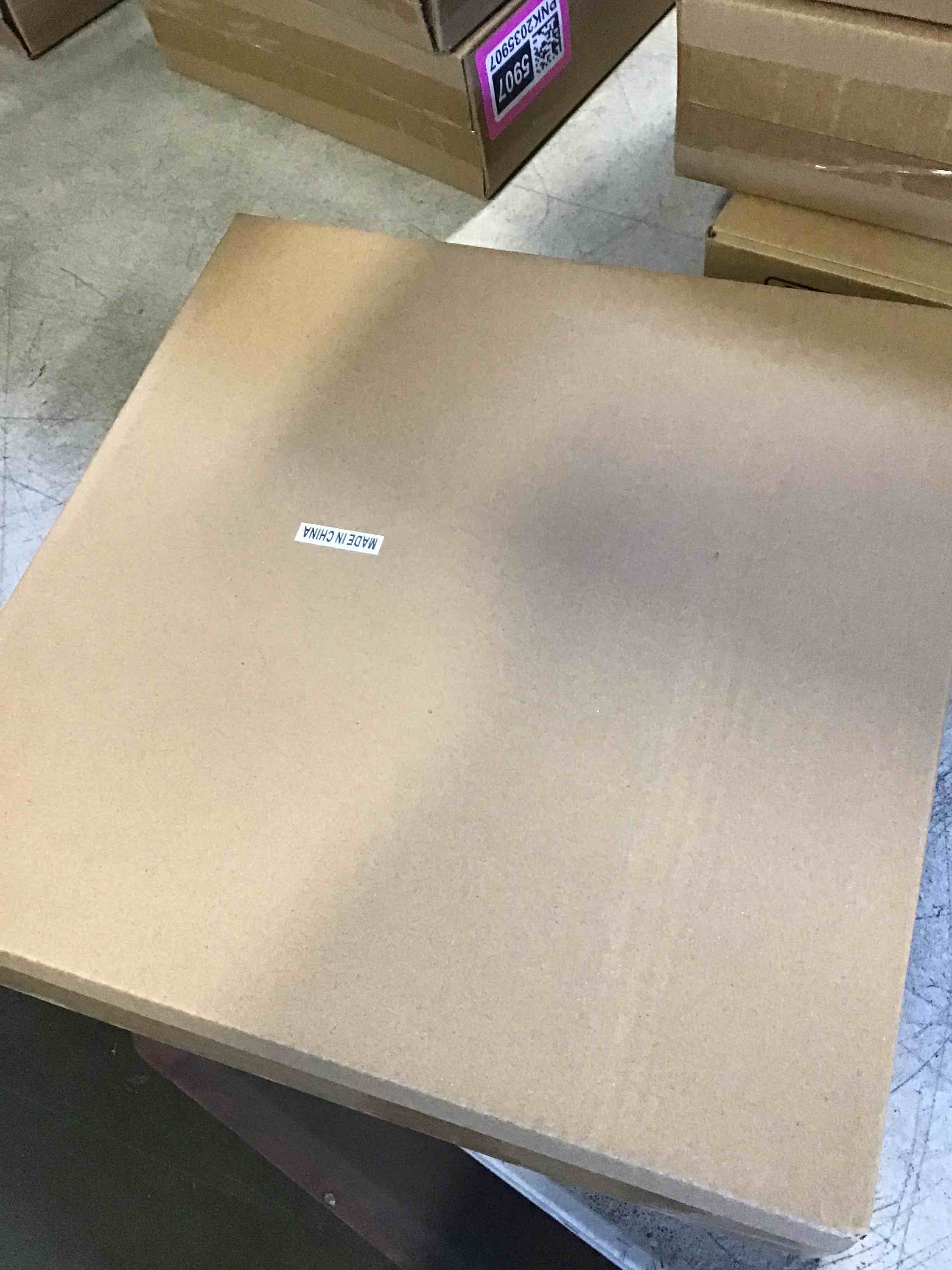 https://s3.amazonaws.com/lotting-images-prod/bidfta/PNK2035892_1741289424903.jpeg