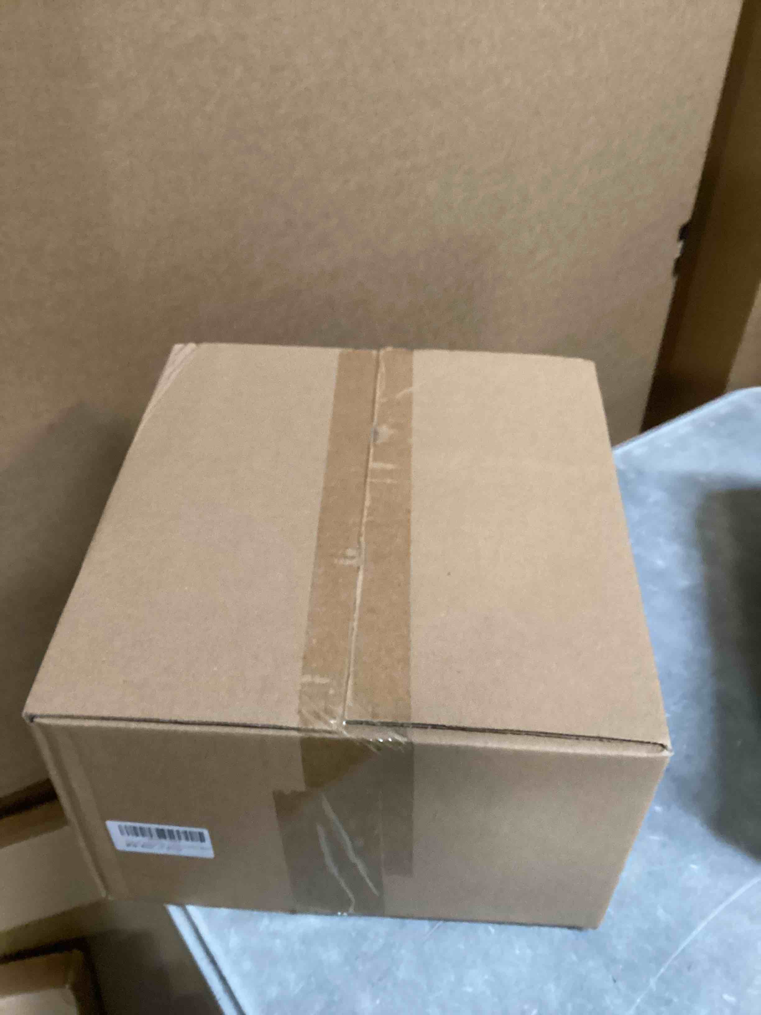 https://s3.amazonaws.com/lotting-images-prod/bidfta/PNK2036504_1743434442379.jpeg