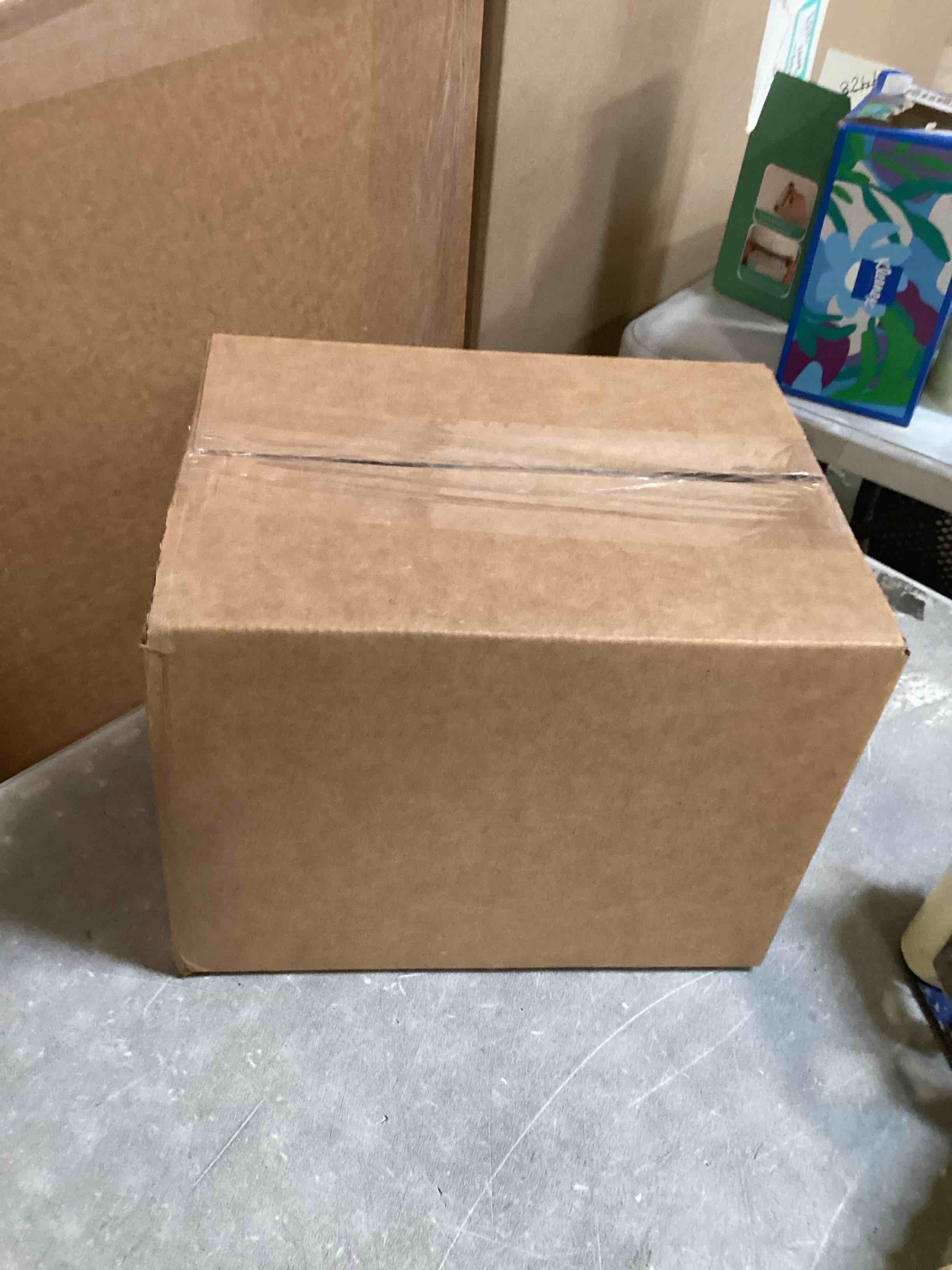 https://s3.amazonaws.com/lotting-images-prod/bidfta/PNK2037197_1743619517030.jpeg