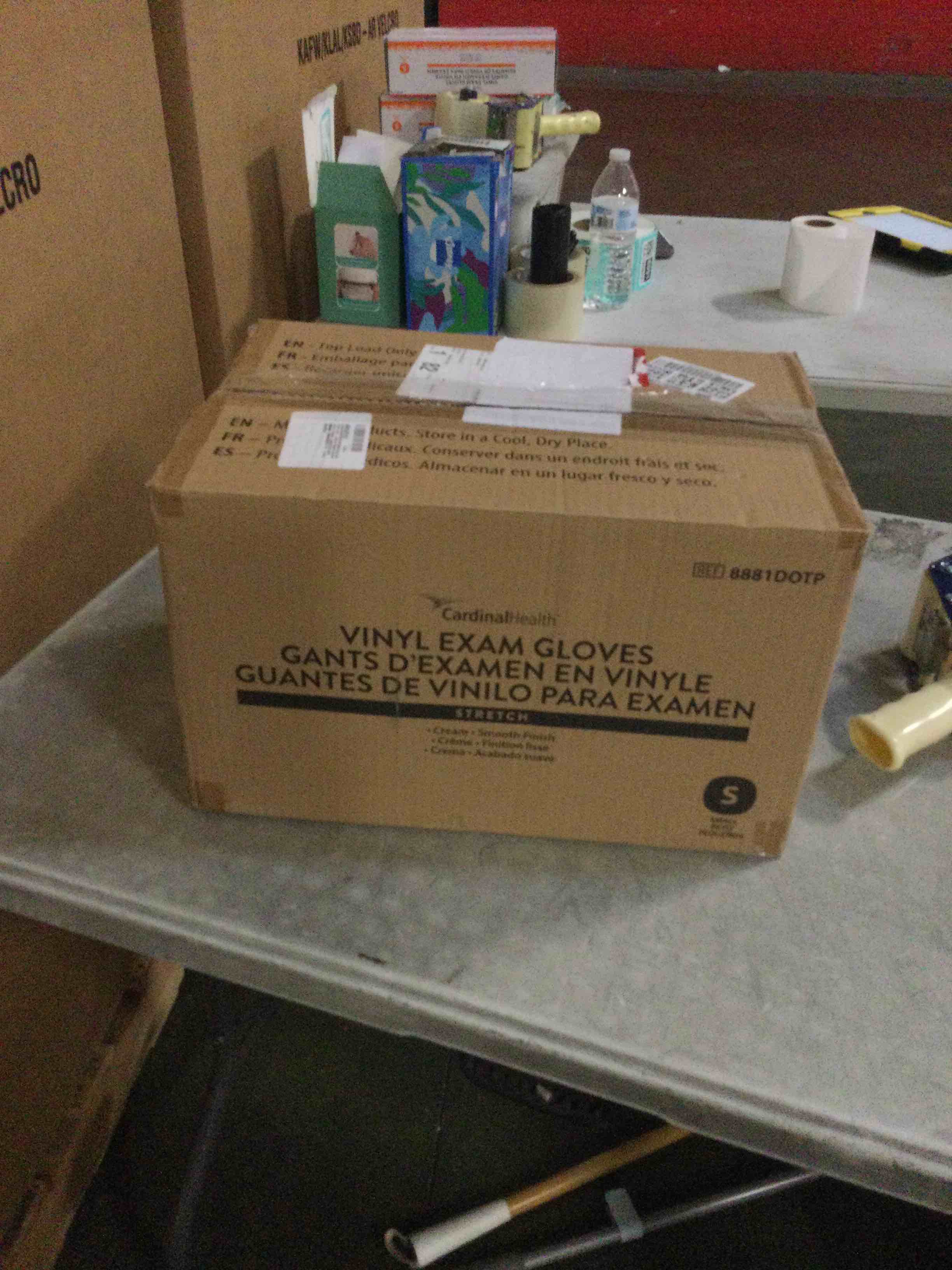 https://s3.amazonaws.com/lotting-images-prod/bidfta/PNK2037355_1743684714373.jpeg