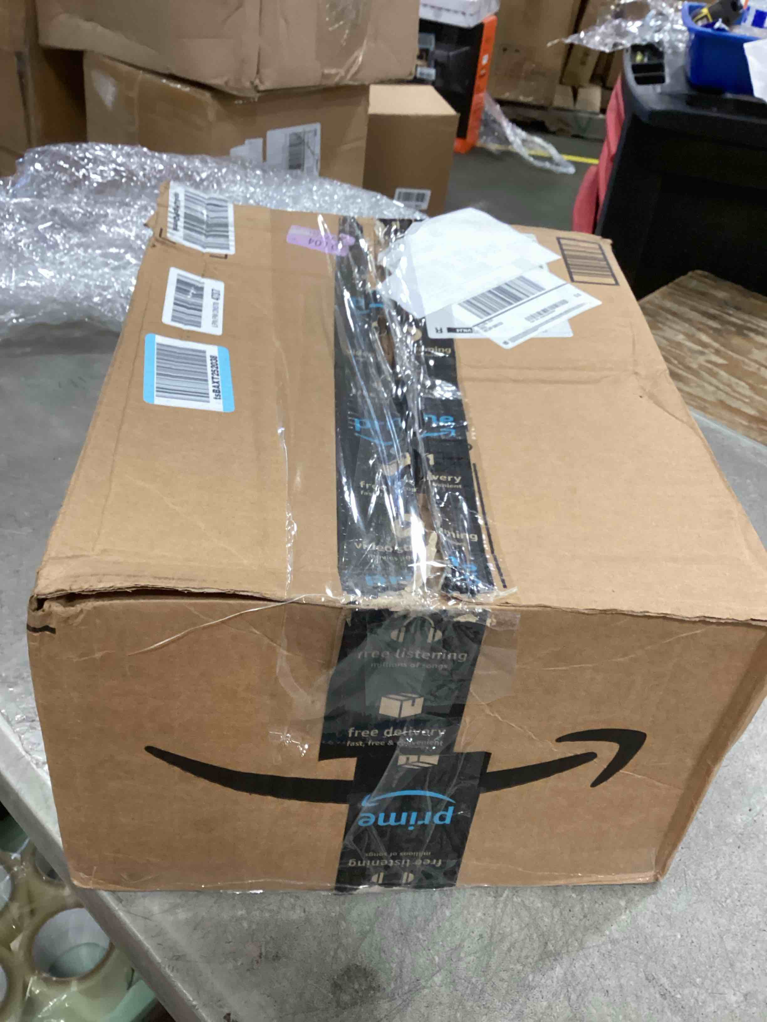 https://s3.amazonaws.com/lotting-images-prod/bidfta/PNK2037579_1743779709125.jpeg