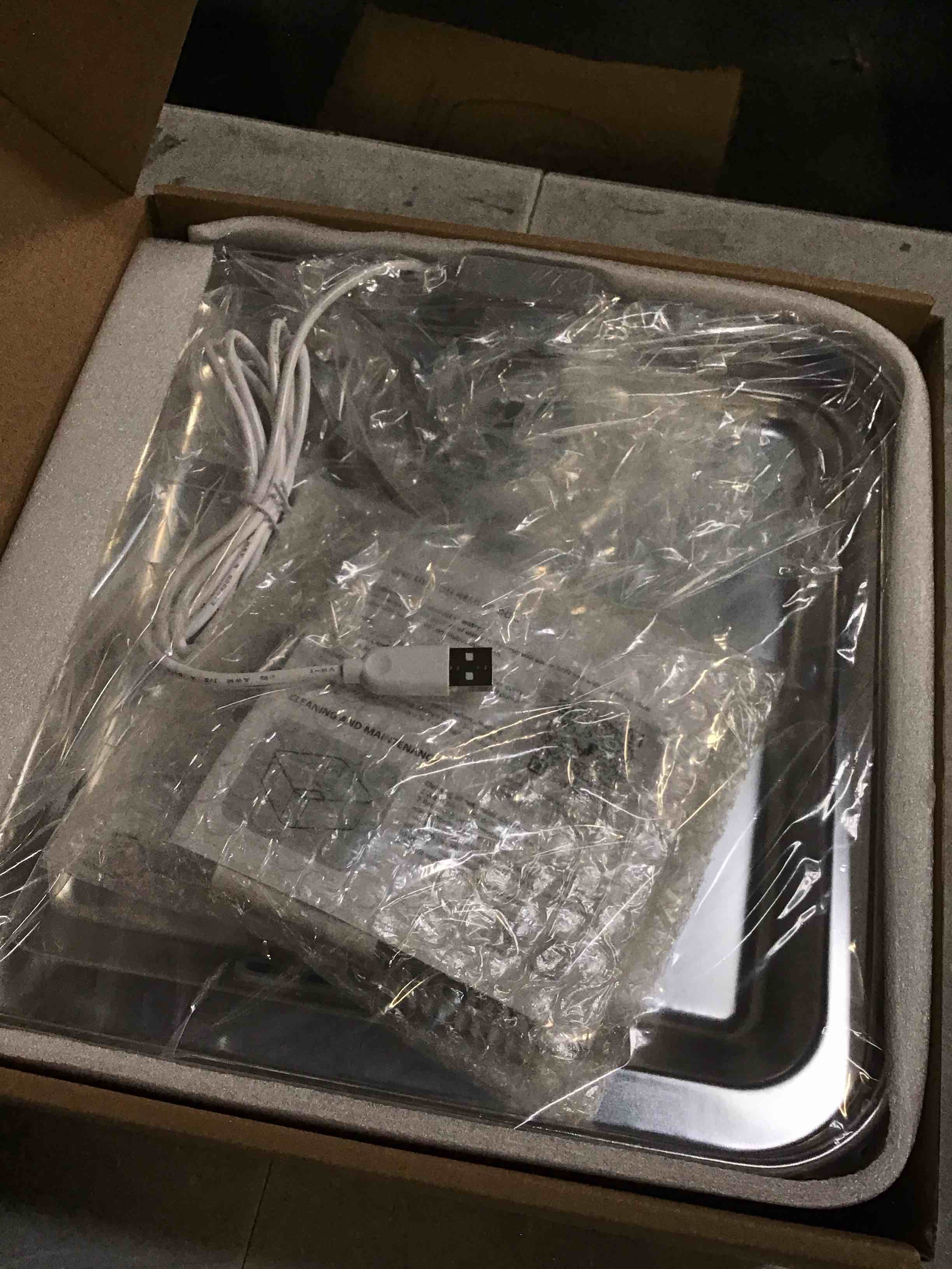 https://s3.amazonaws.com/lotting-images-prod/bidfta/PNK2037840_1744205219658.jpeg